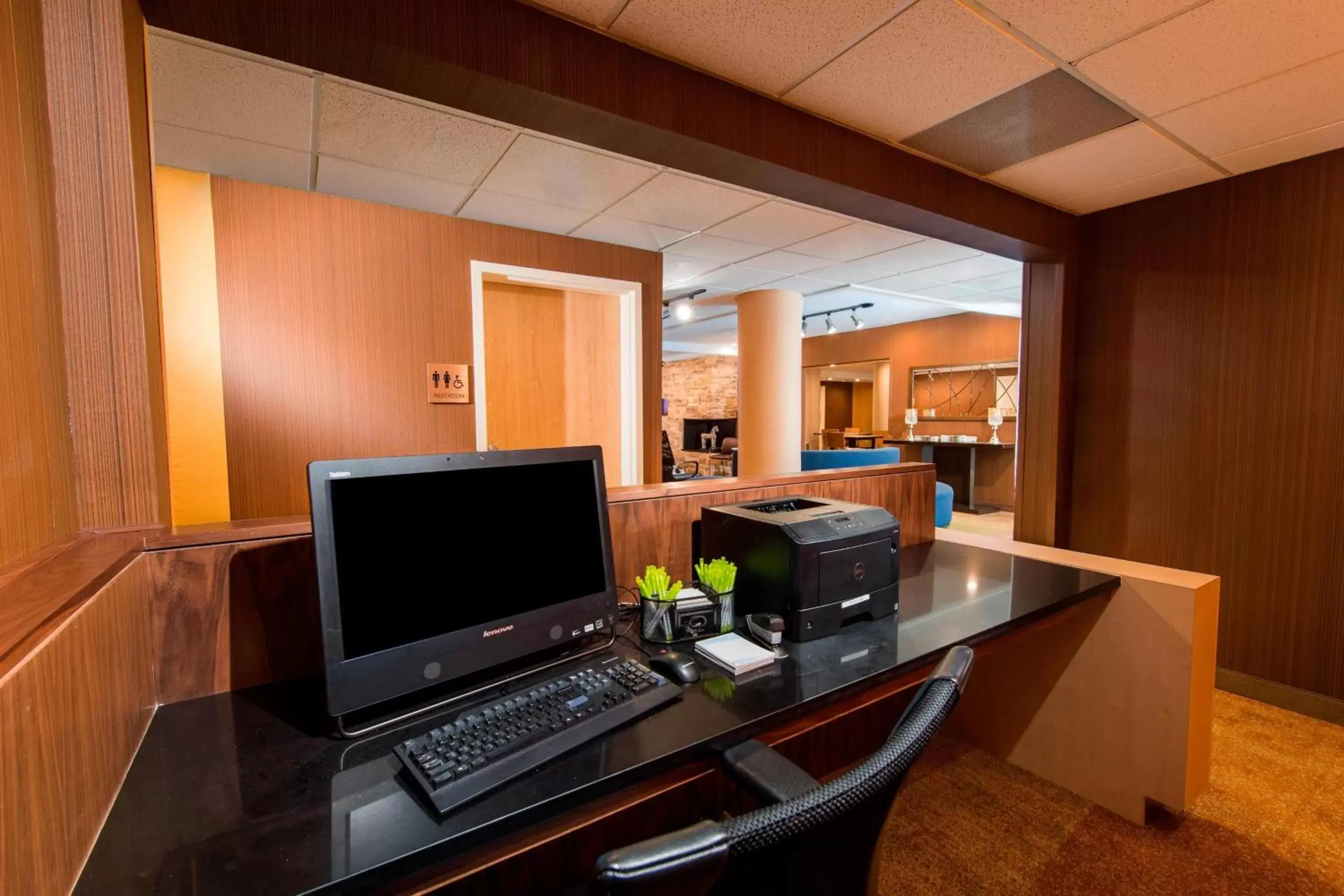 Business facilities in Fairfield Inn & Suites by Marriott Fort Myers Cape Coral