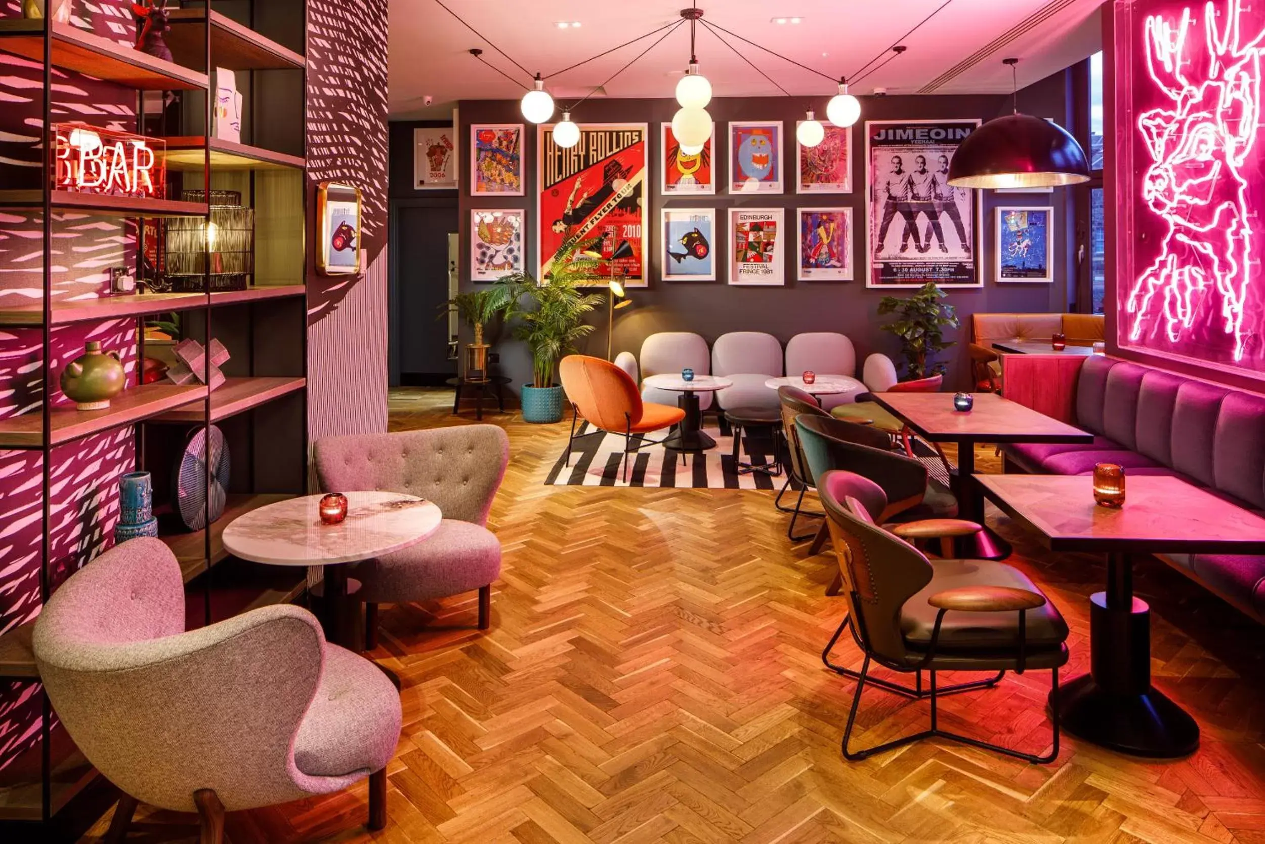 Lobby or reception, Lounge/Bar in ibis Styles Edinburgh St Andrew Square