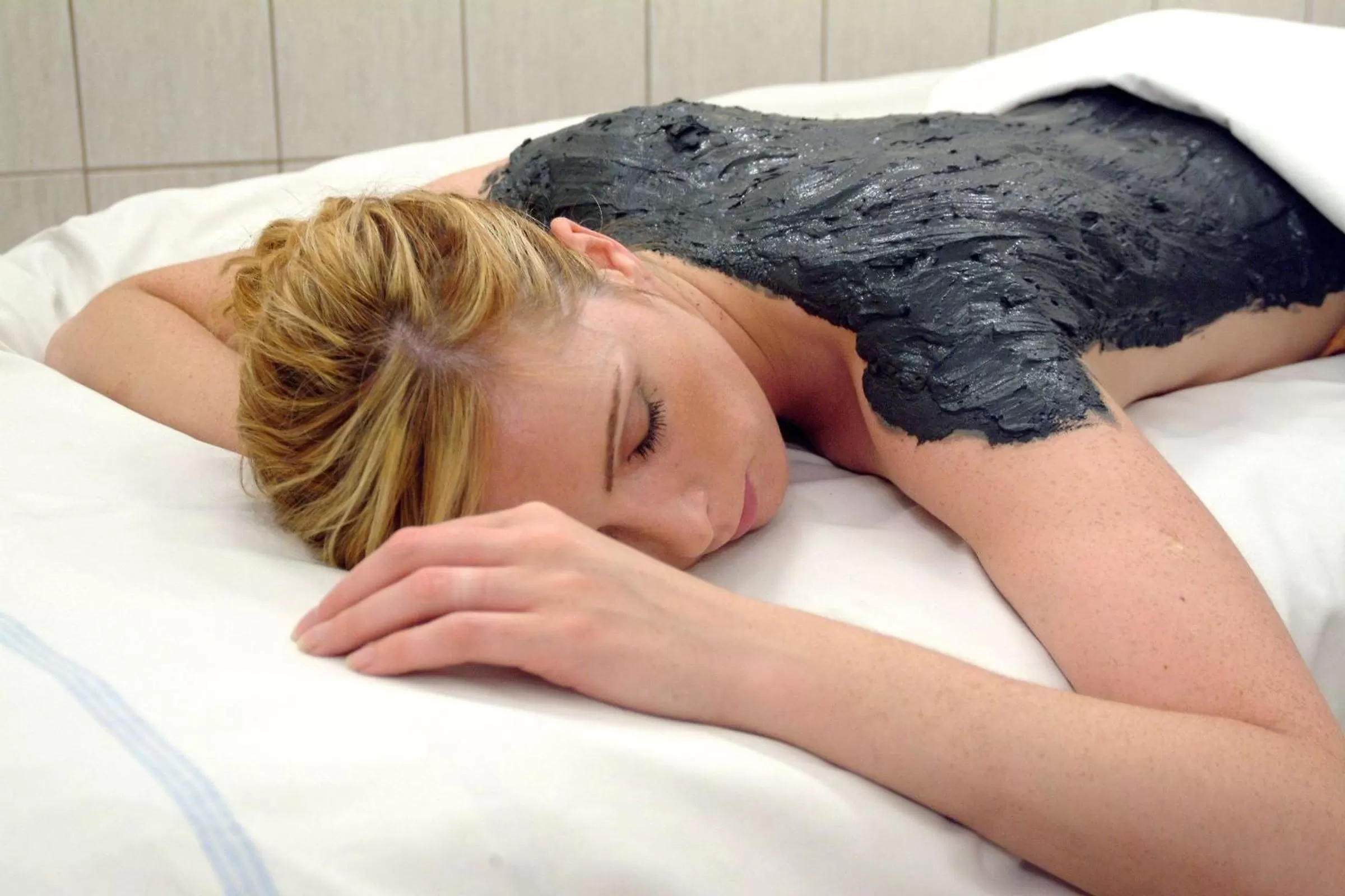 Spa and wellness centre/facilities, Bed in Ensana Hotel Pacifik