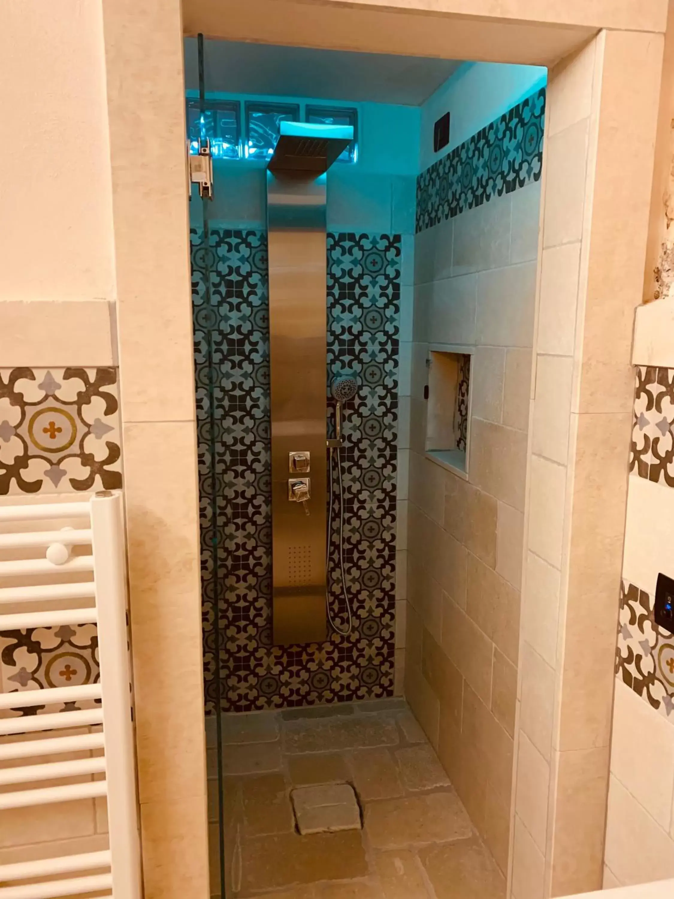 Shower, Bathroom in Masseria dei Monaci