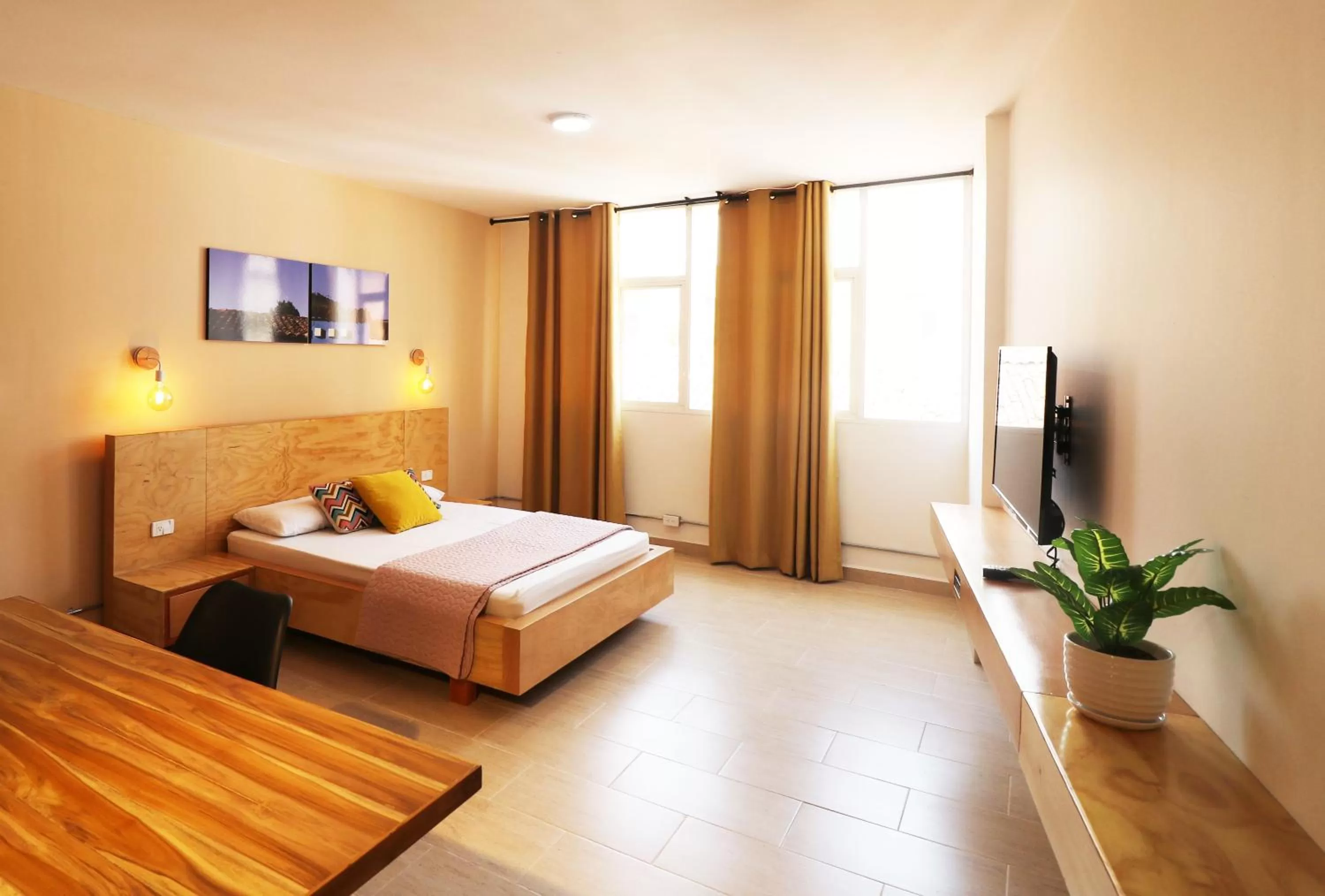 Bed in 554 Apartments