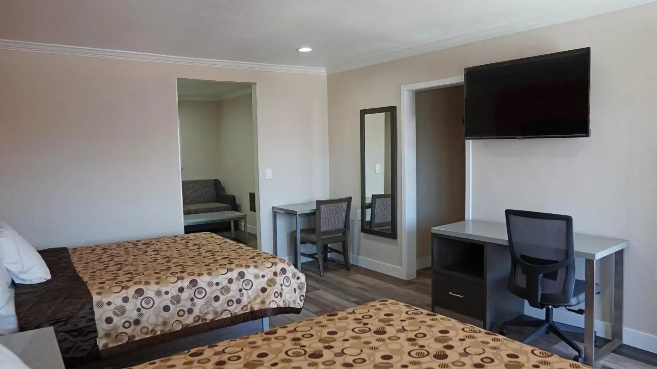 TV/Entertainment Center in Sea Breeze Inn - LAX Airport, Los Angeles