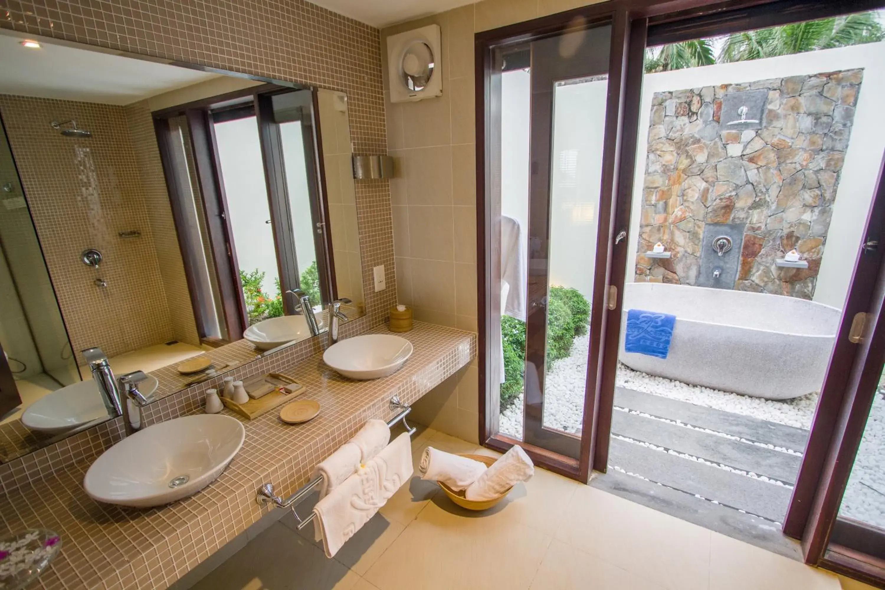 Bathroom in Blue Ocean Resort