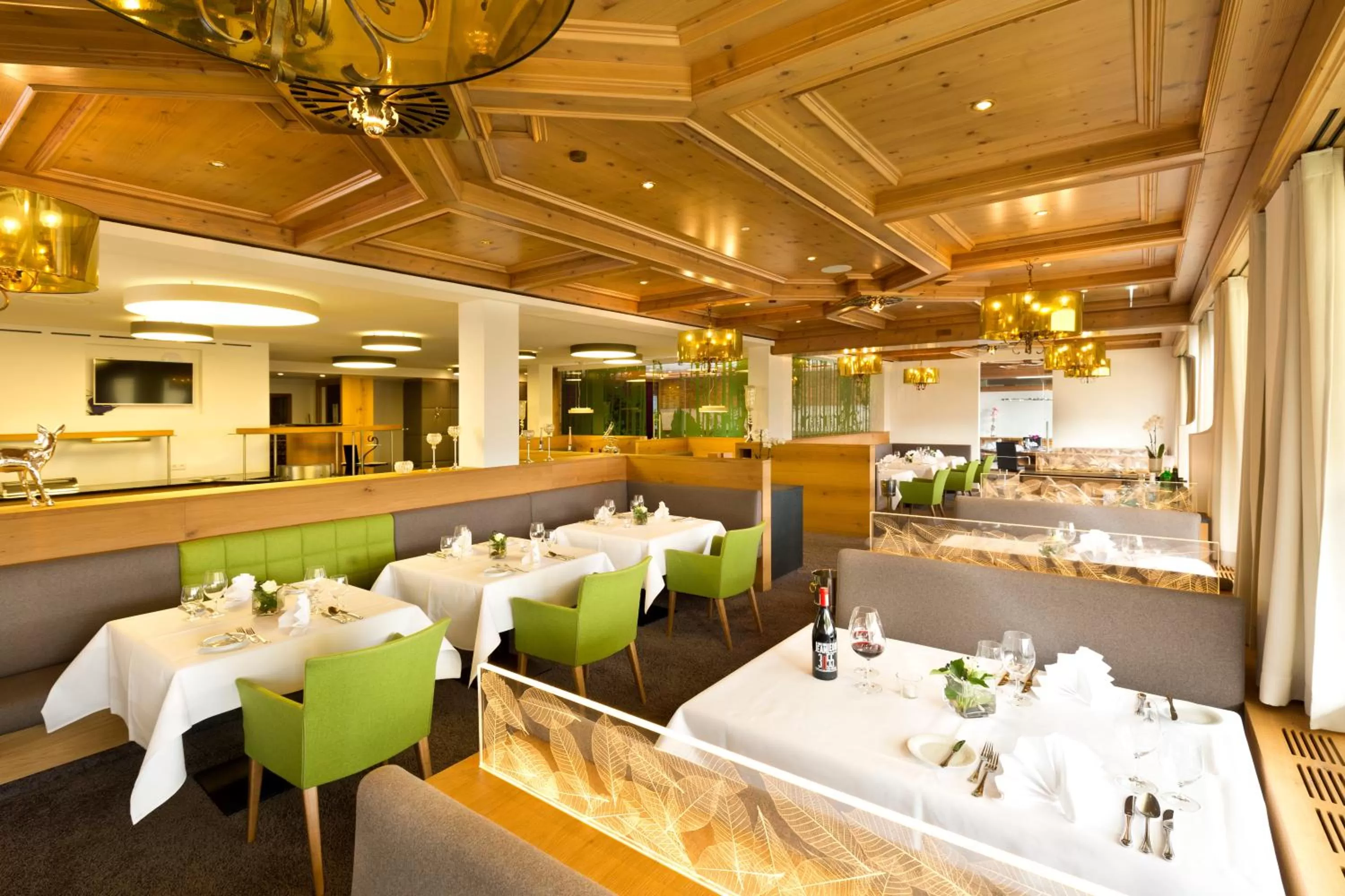 Restaurant/places to eat in Hotel Schönbuch