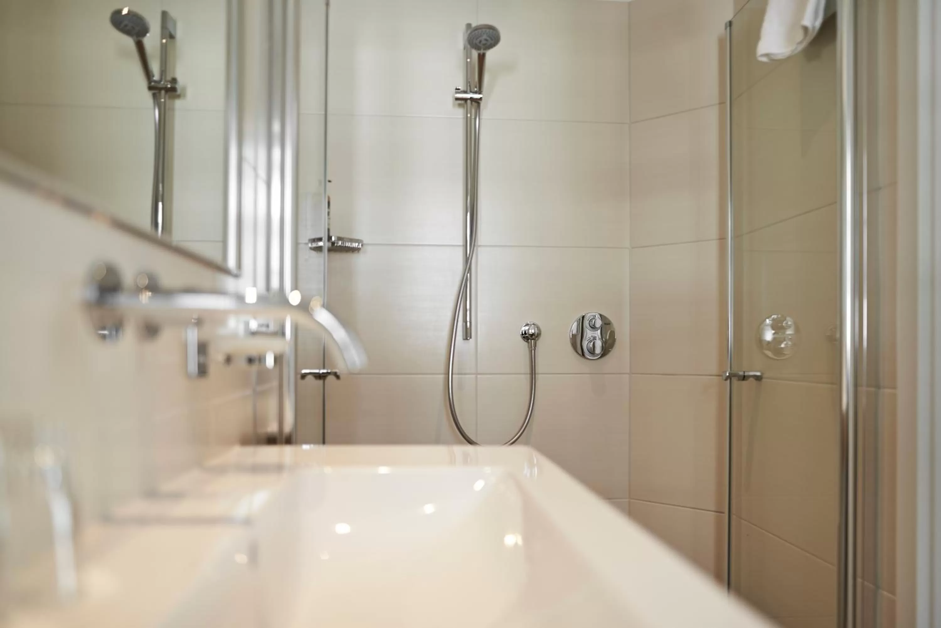 Bathroom in Domschänke Eslohe Brauereigasthof