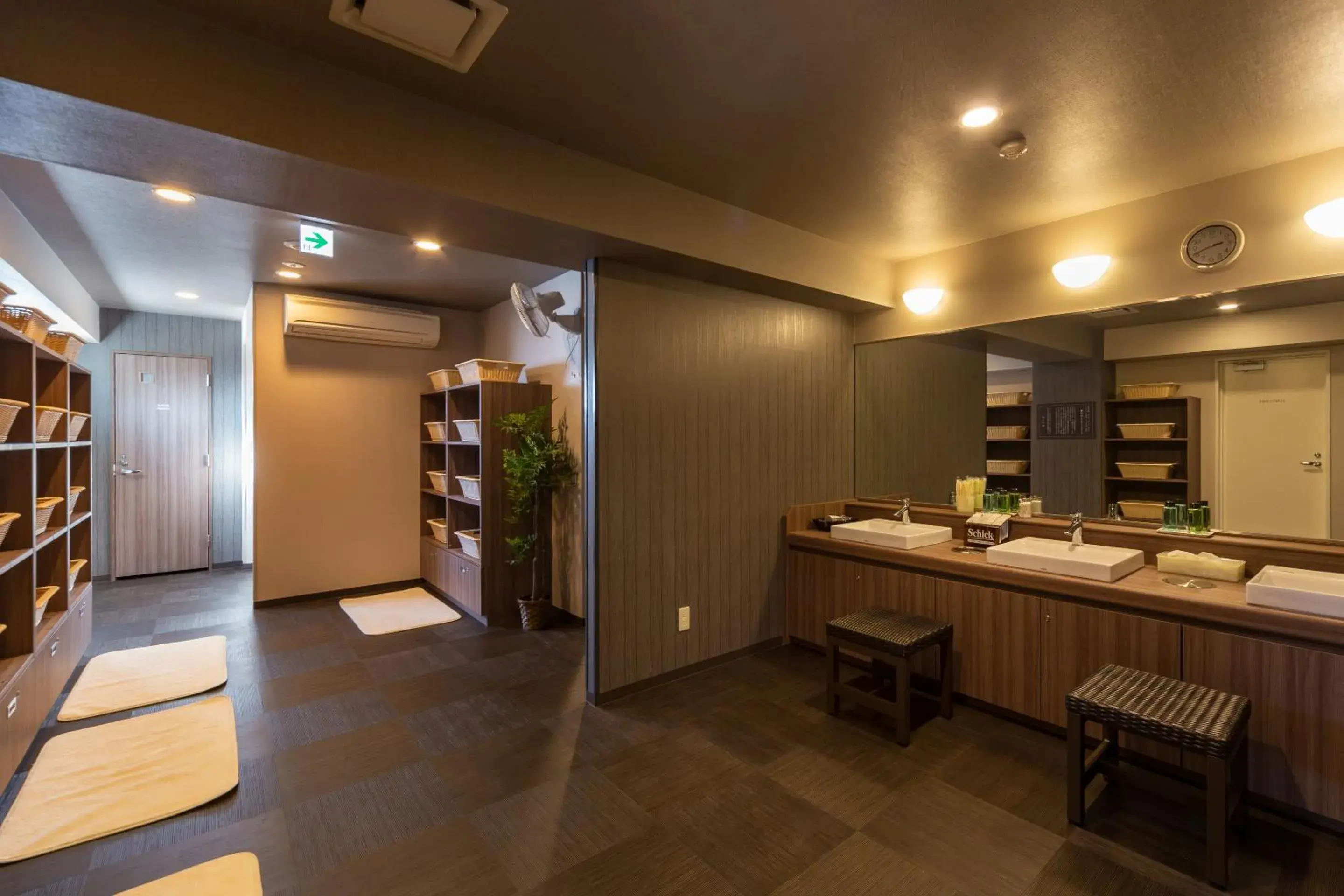 Public Bath in Hotel Route Inn Chiba Newtown Chuo Ekimae - Narita Airport Access Line