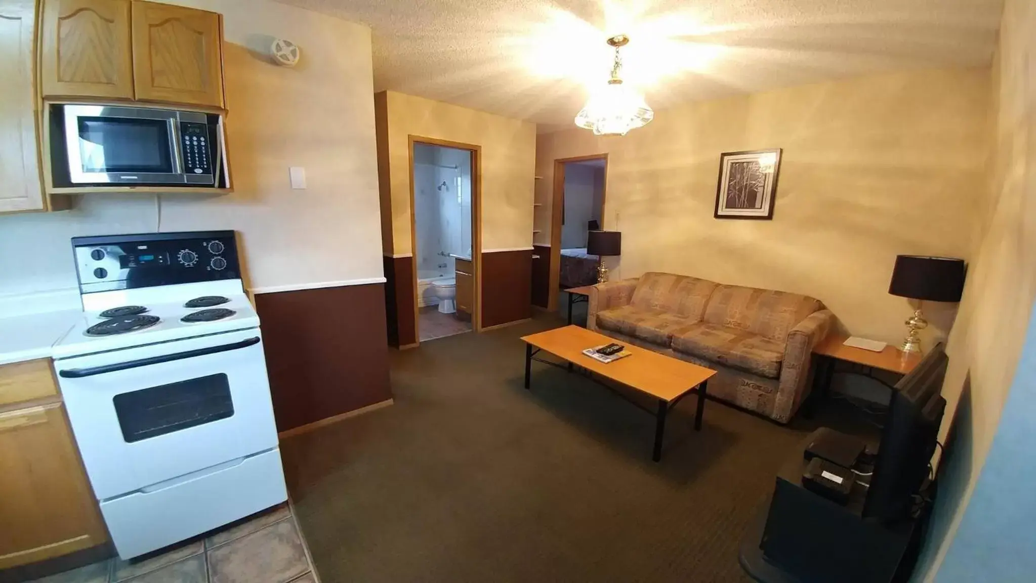 Living room, Seating Area in Shoreline Resort Condominiums