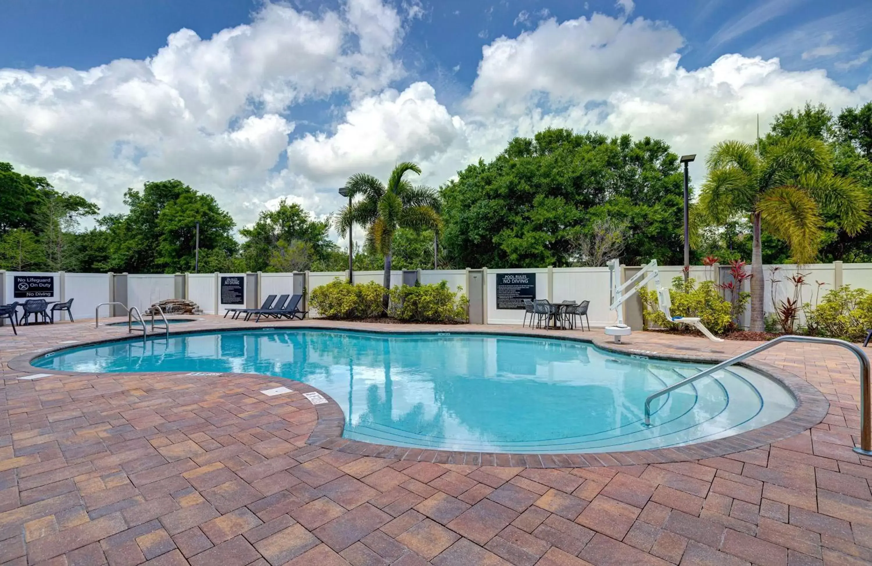 Pool view, Swimming Pool in Hampton Inn & Suites Tampa Northwest/Oldsmar