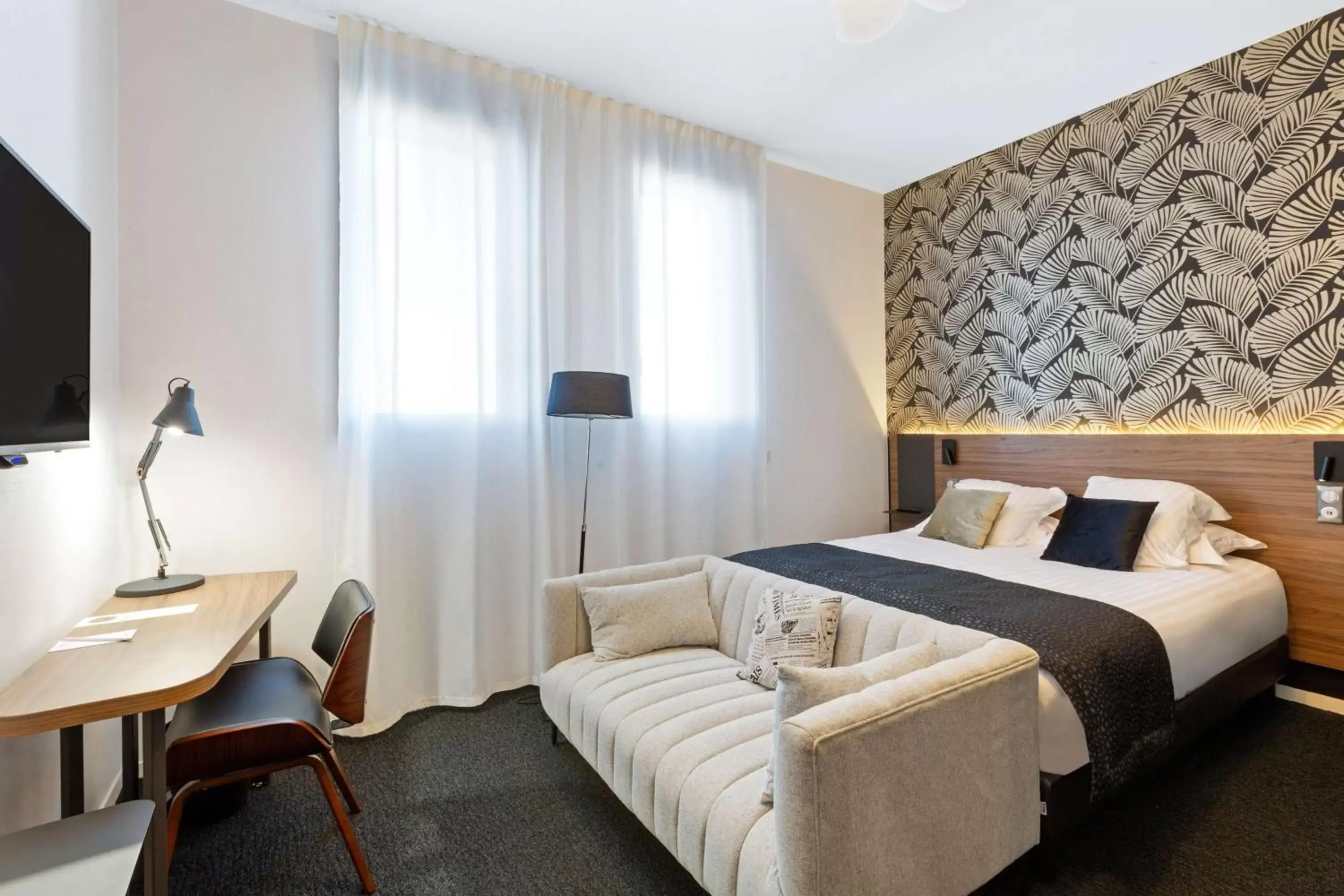 Bedroom, Bed in Best Western Plus Europe Hôtel Brest