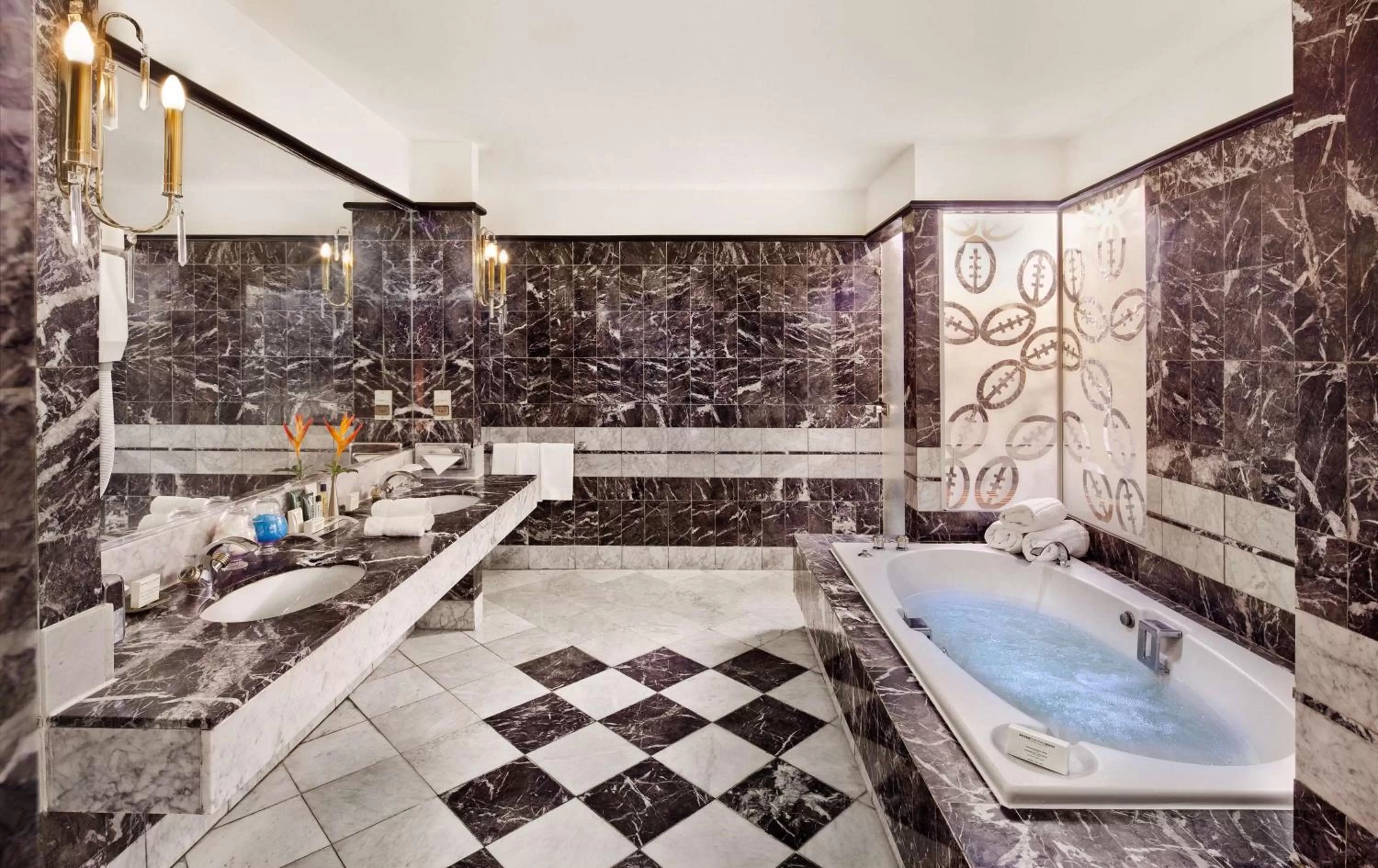 Bathroom in Hilton Yaounde