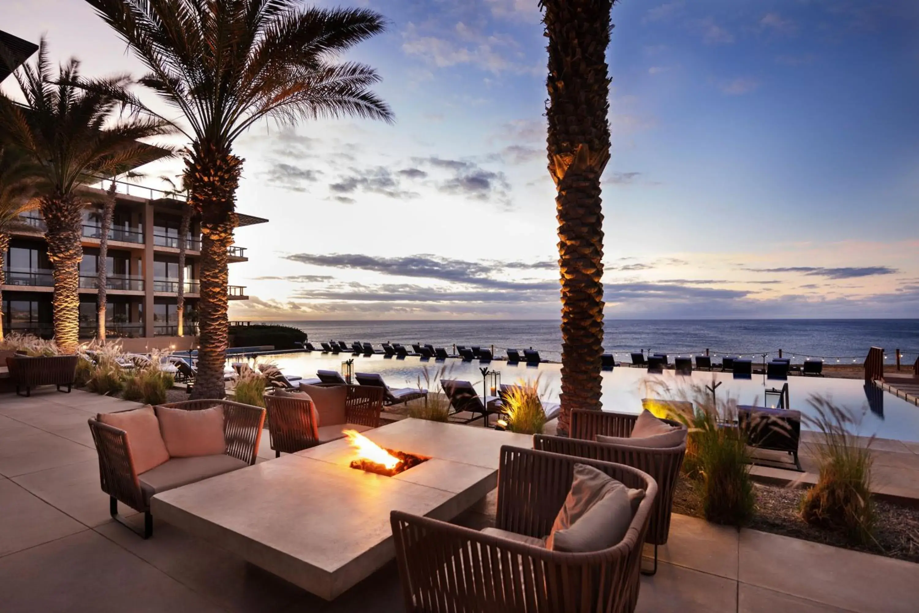 Lounge or bar in Casa Maat at JW Marriott Los Cabos Beach Resort & Spa