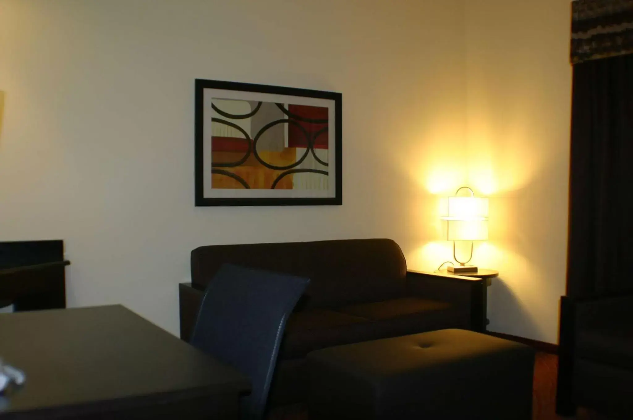 Living room, Seating Area in Hampton Inn Limerick