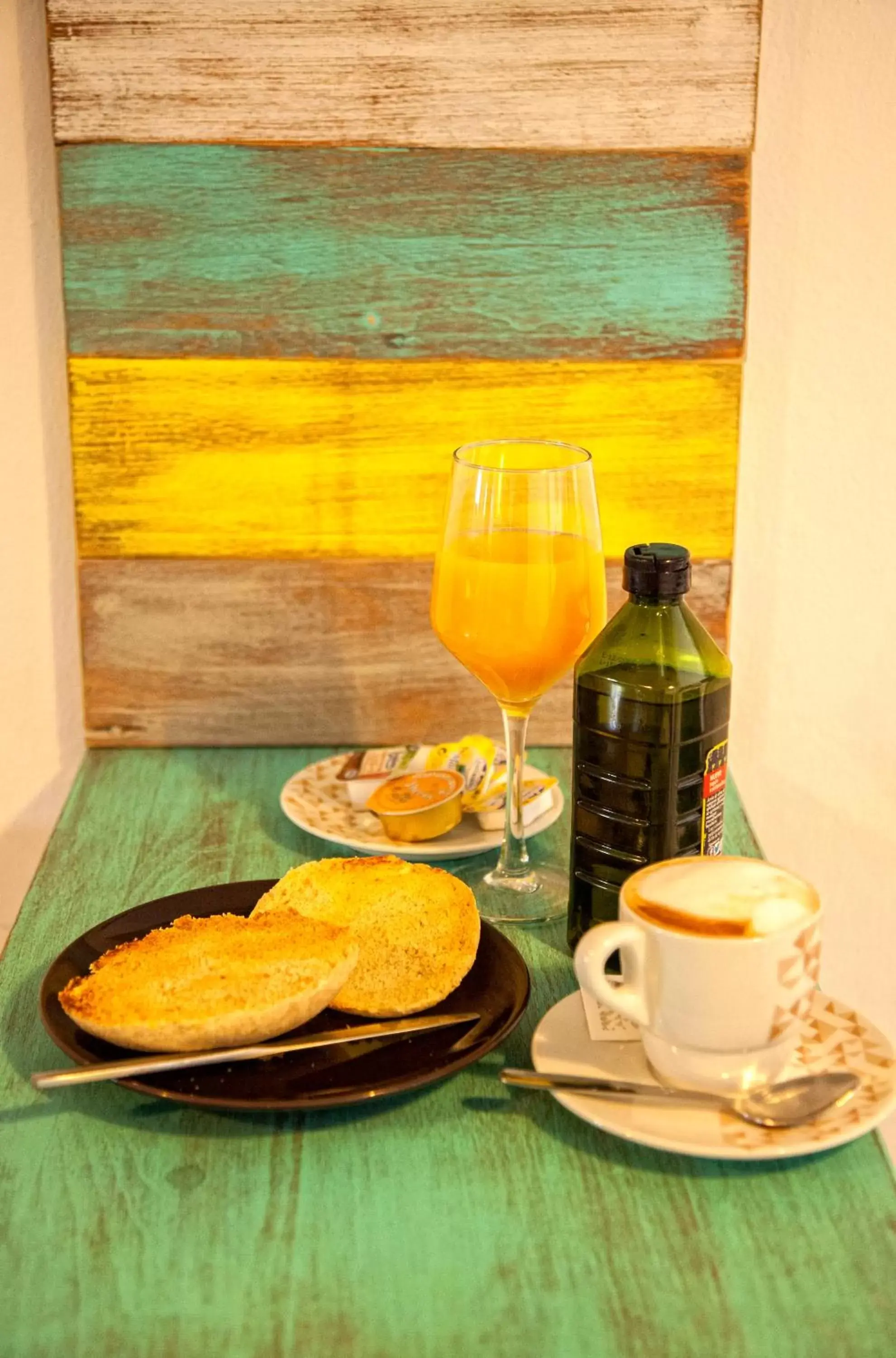 Continental breakfast in Hotel Posada de las Cuevas