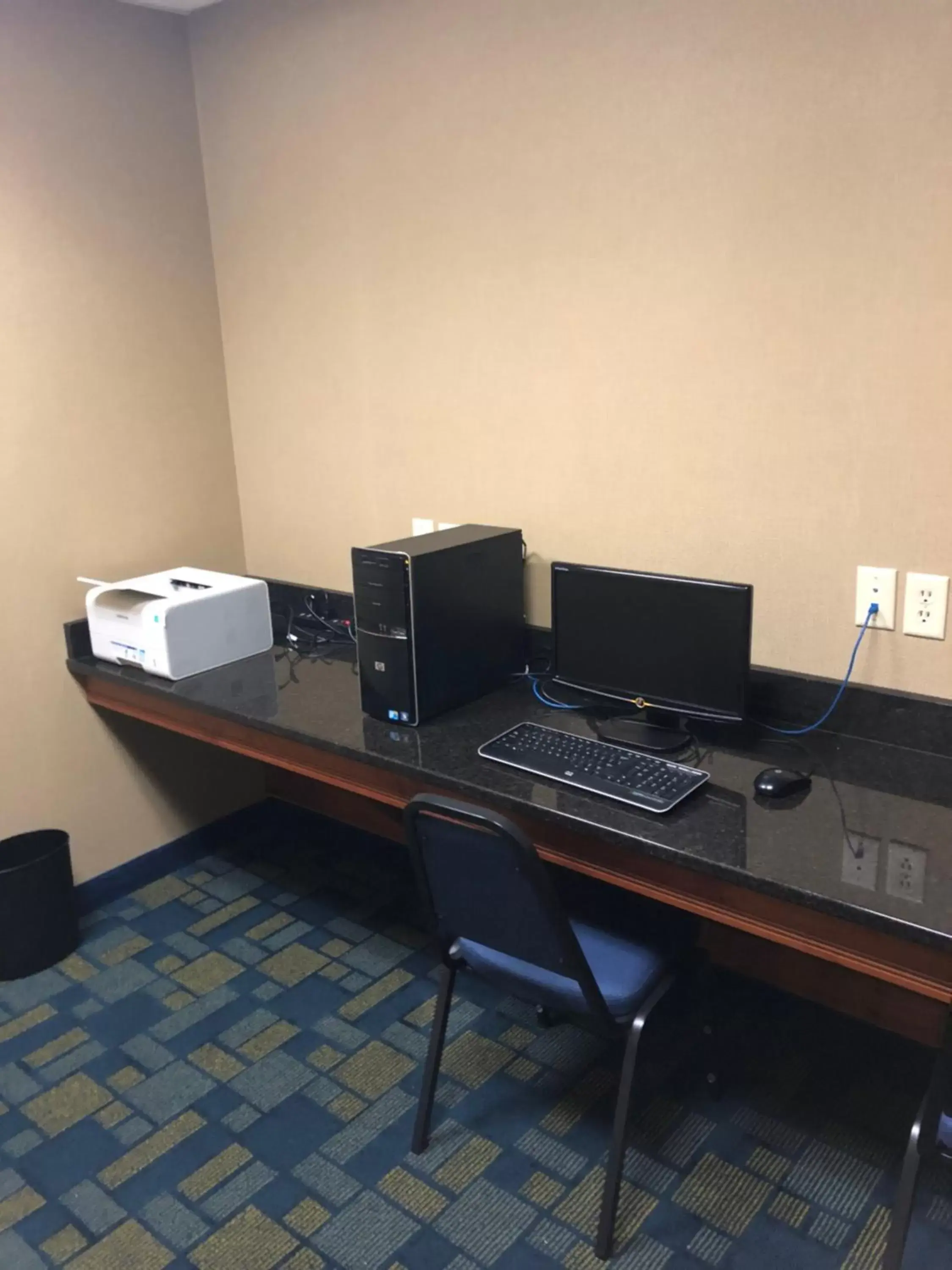 Business facilities in Countryview Inn & Suites