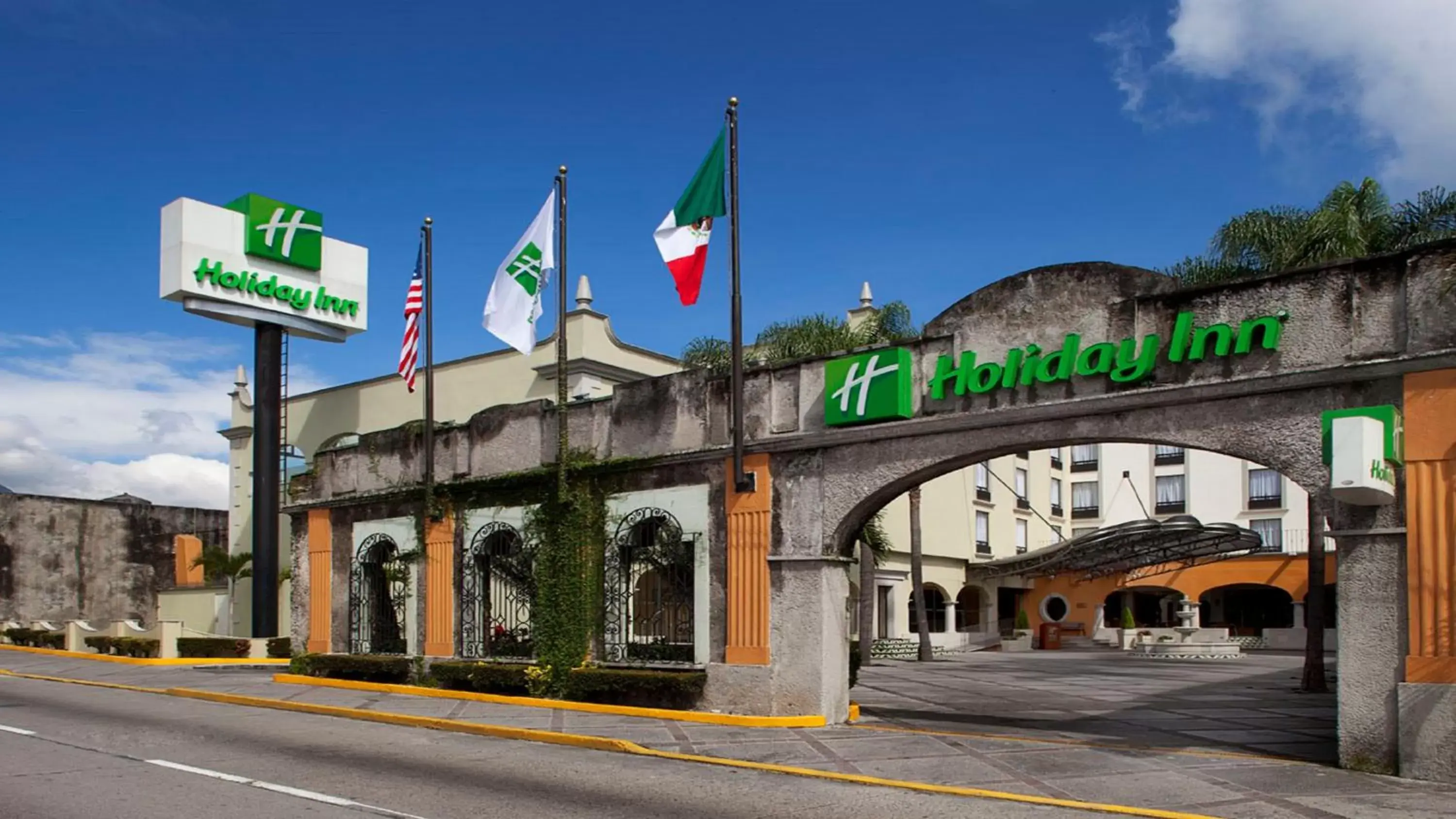 Property building in Holiday Inn Orizaba by IHG Property building in Holiday Inn Orizaba by IHG