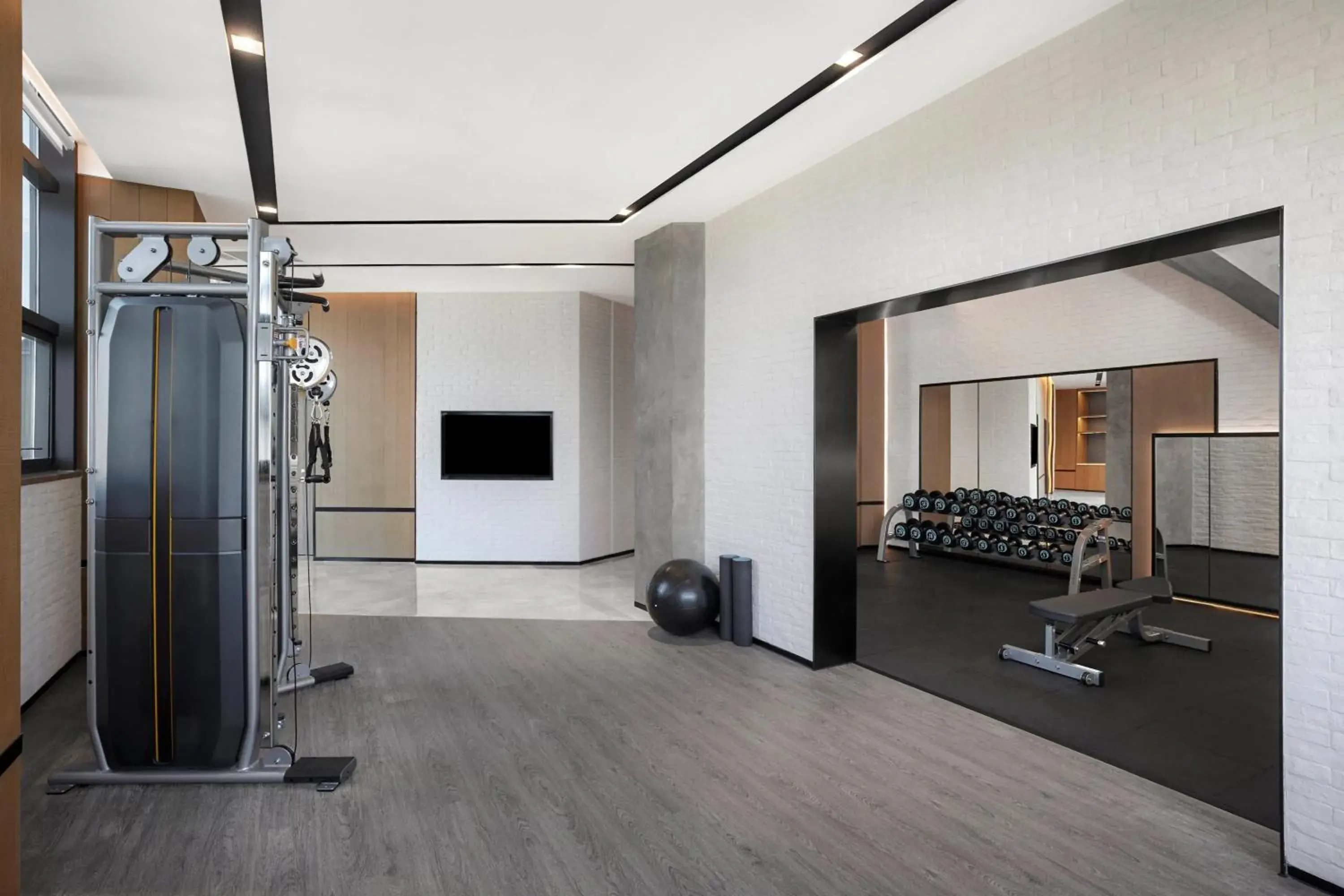 Fitness centre/facilities, Fitness Center/Facilities in Four Points by Sheraton Shenzhen Bao'an