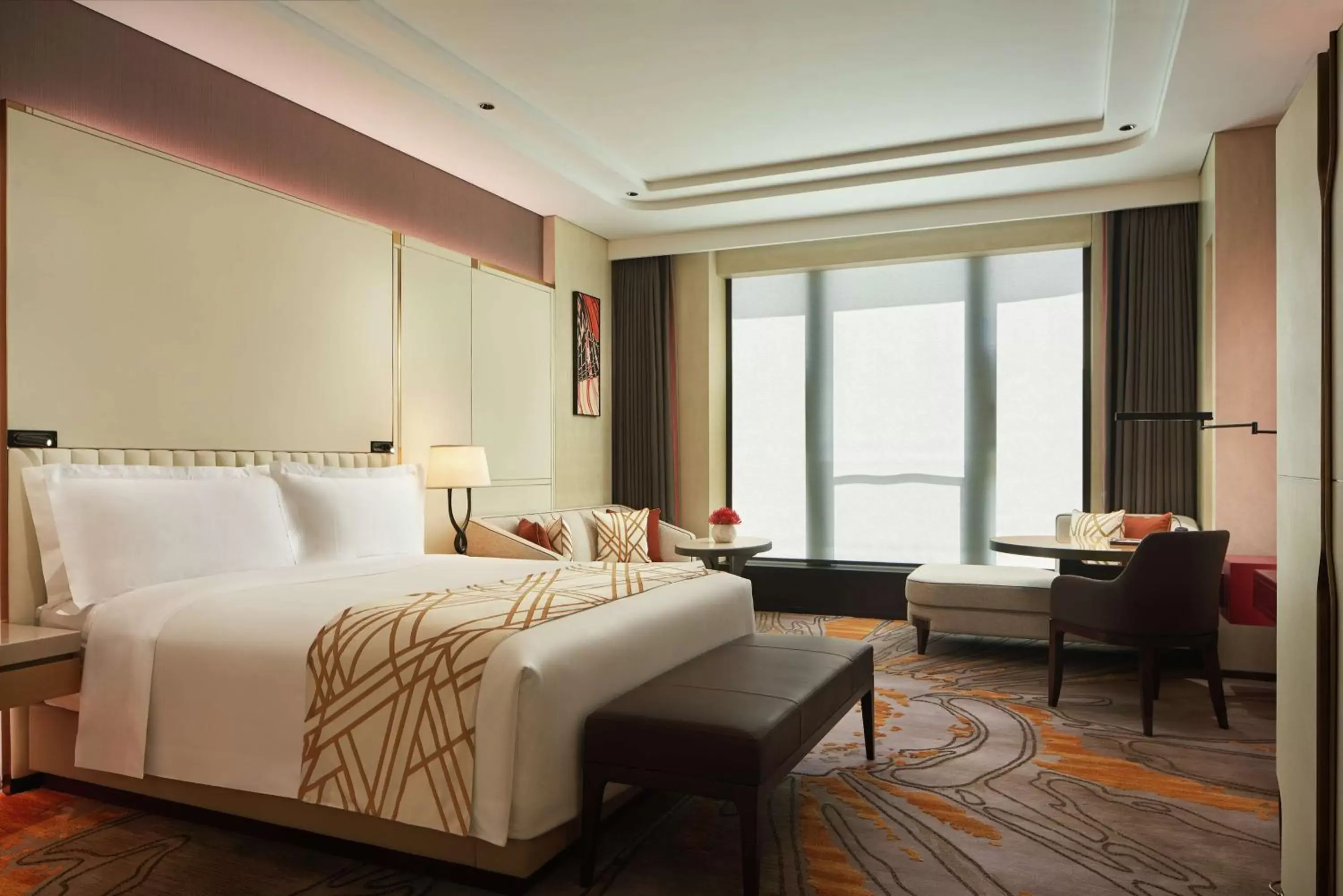 Deluxe King Room with Courtyard View in Conrad Tianjin Deluxe King Room with Courtyard View in Conrad Tianjin