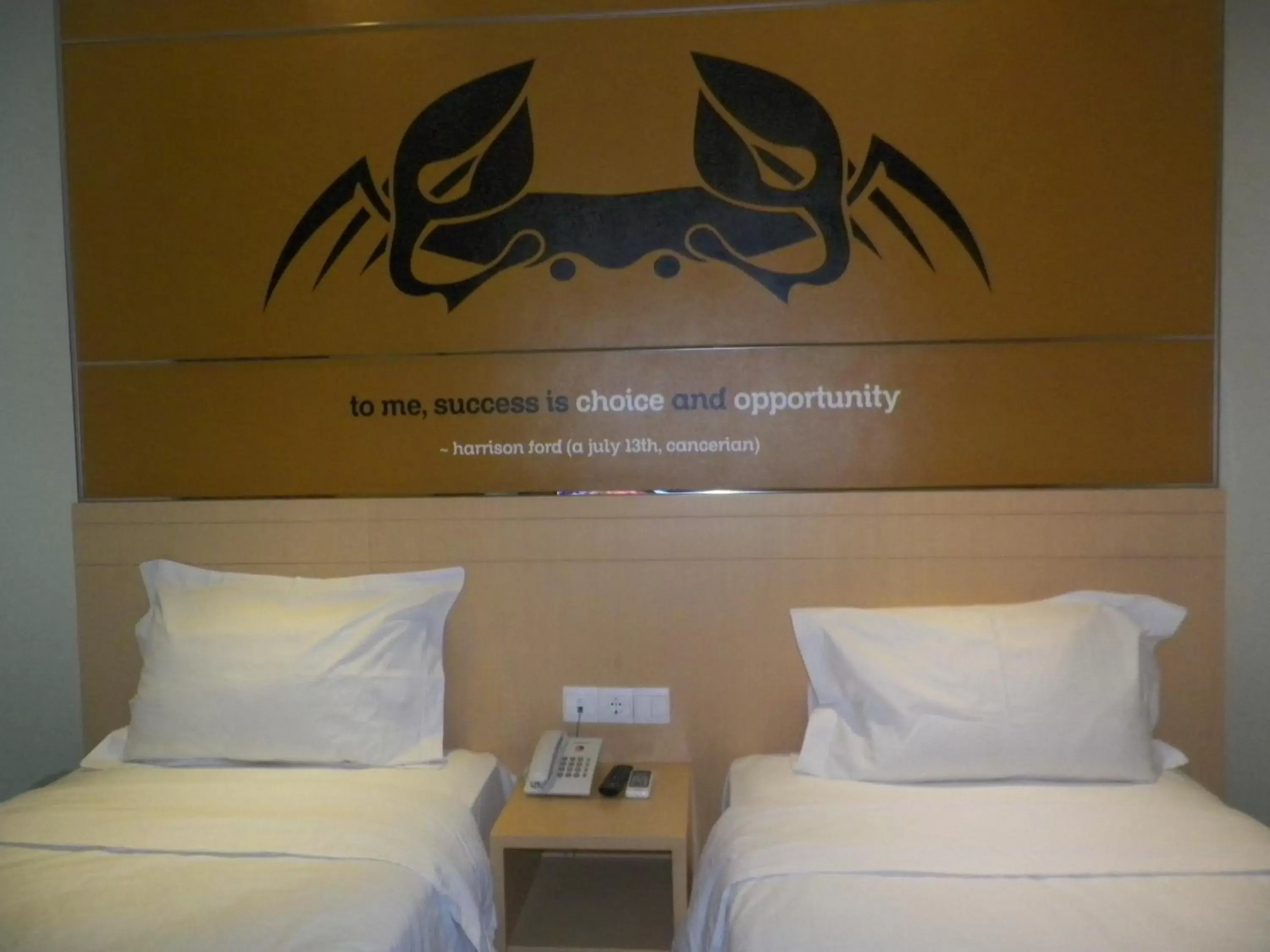 Bed in Zodiak Asia Afrika by KAGUM Hotels