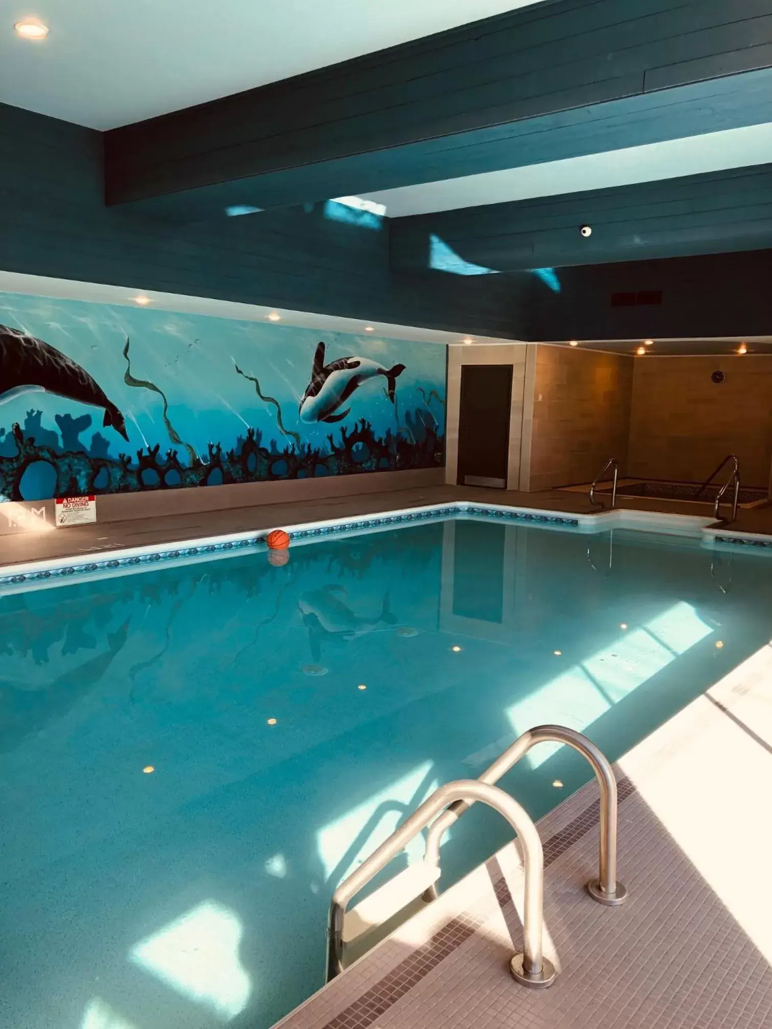 Swimming Pool in Anchor Inn and Suites