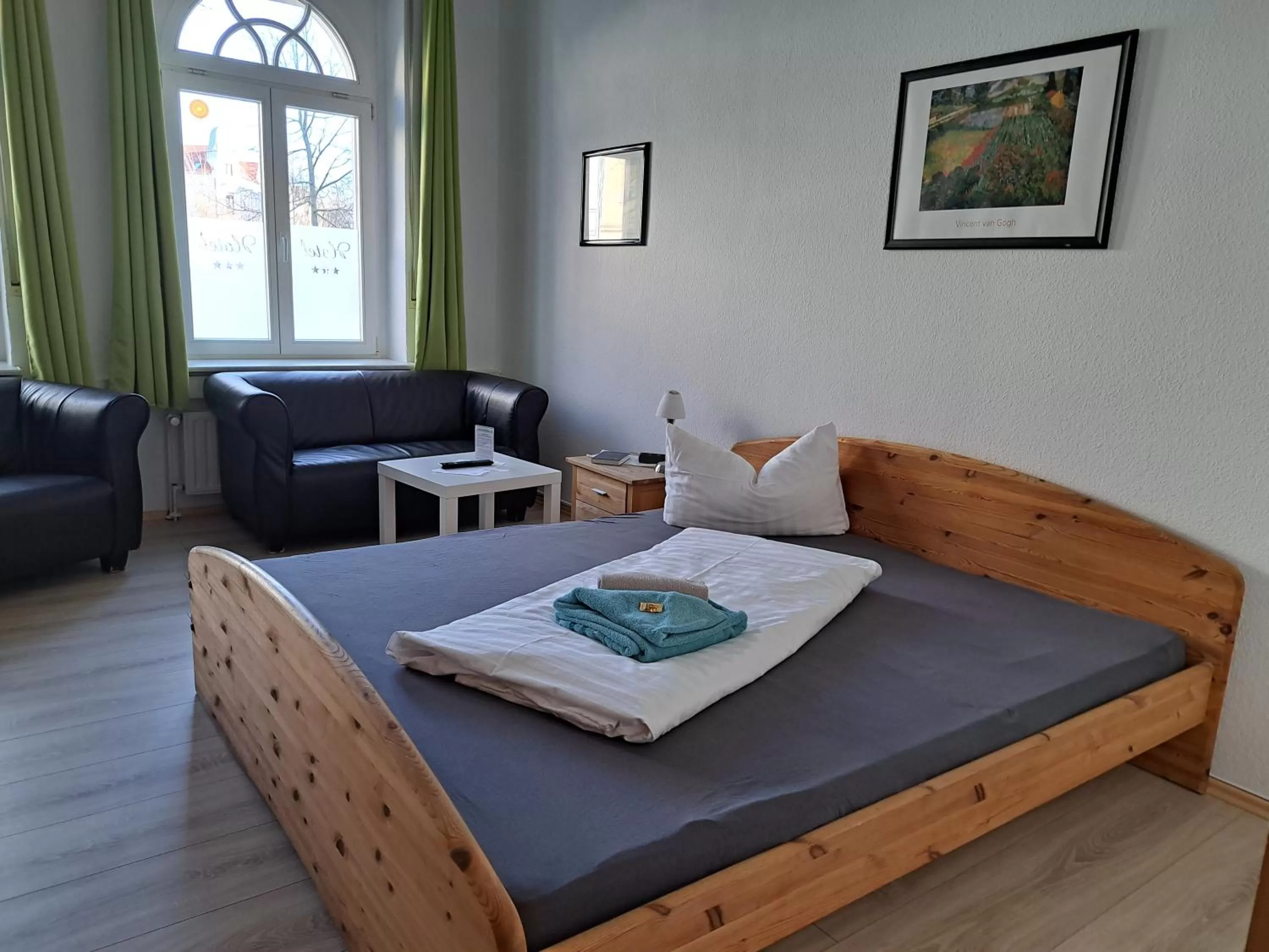 Bed in Apartment-Hotel Schillerplatz