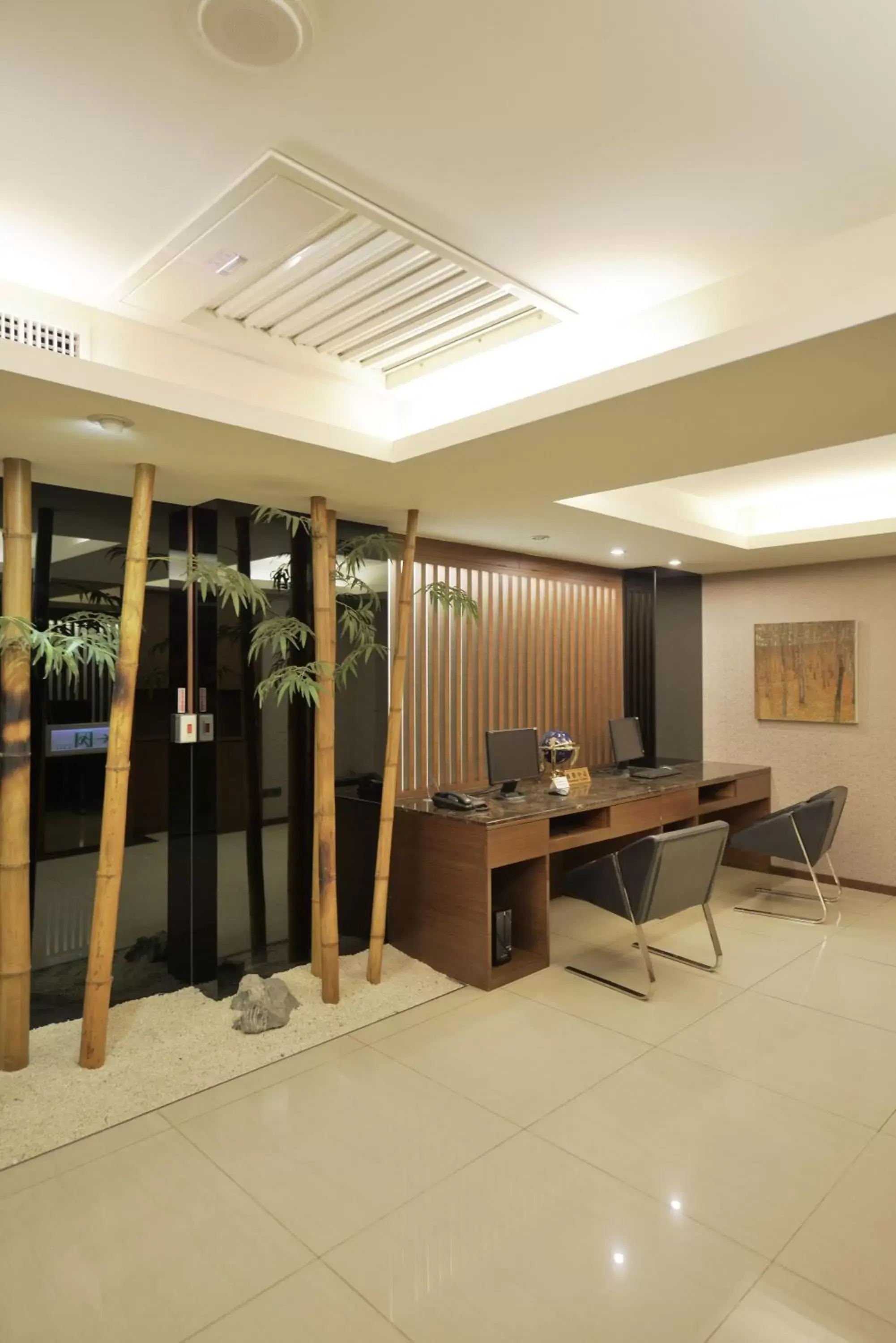 Business facilities in Guide Hotel Taipei Bade