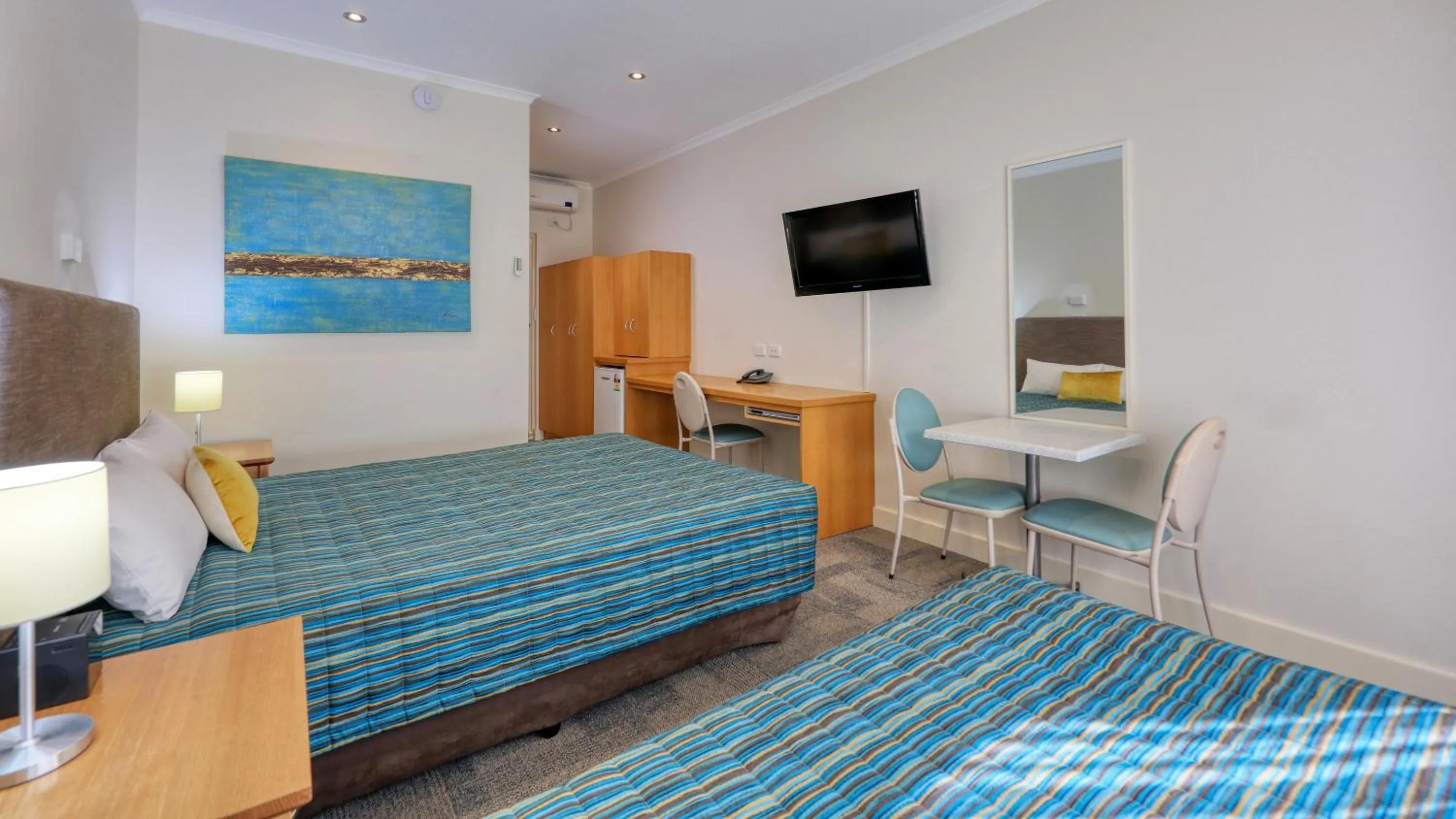 TV and multimedia, Bed in Quality Inn Swan Hill