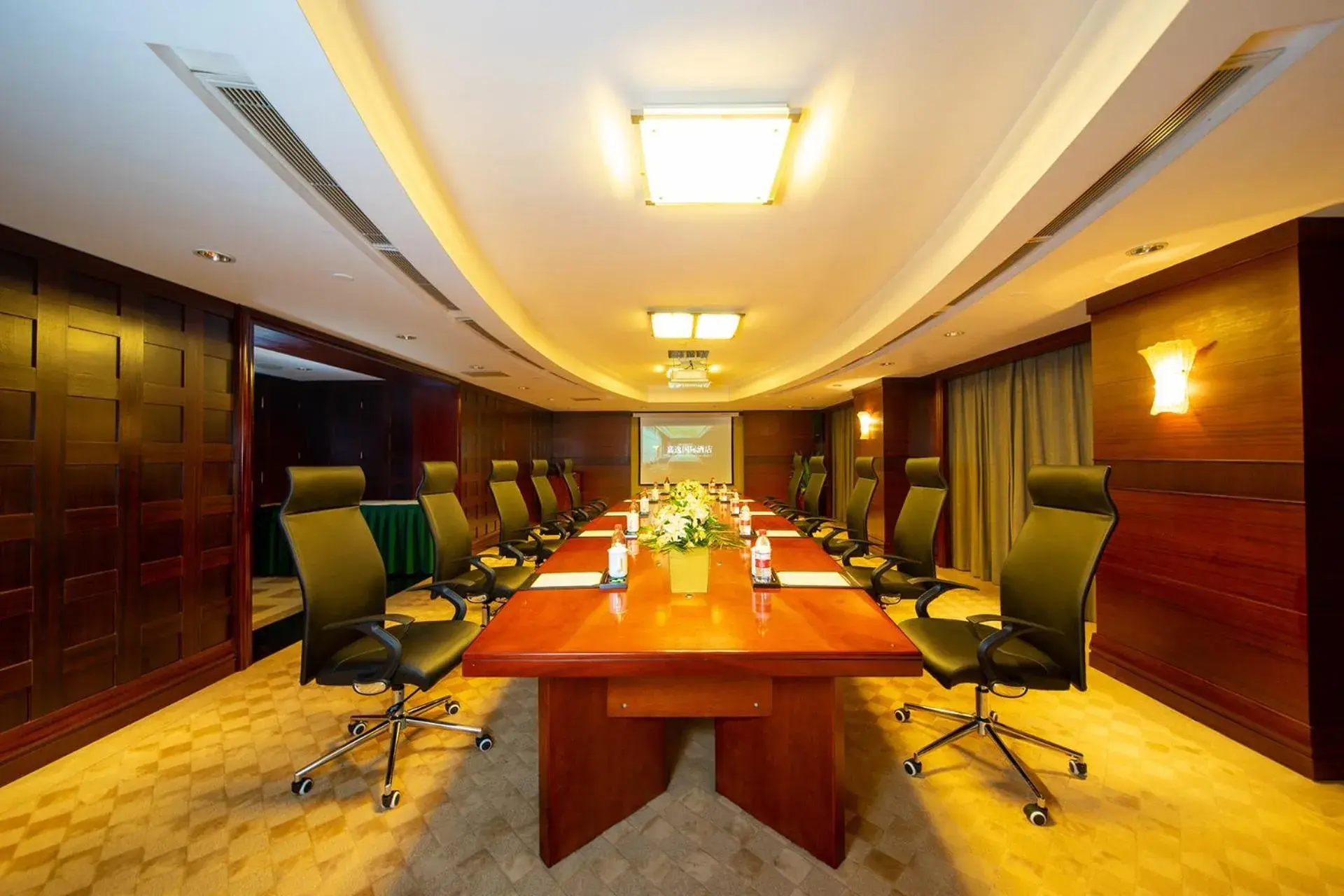 Meeting/conference room in Grand International Hotel