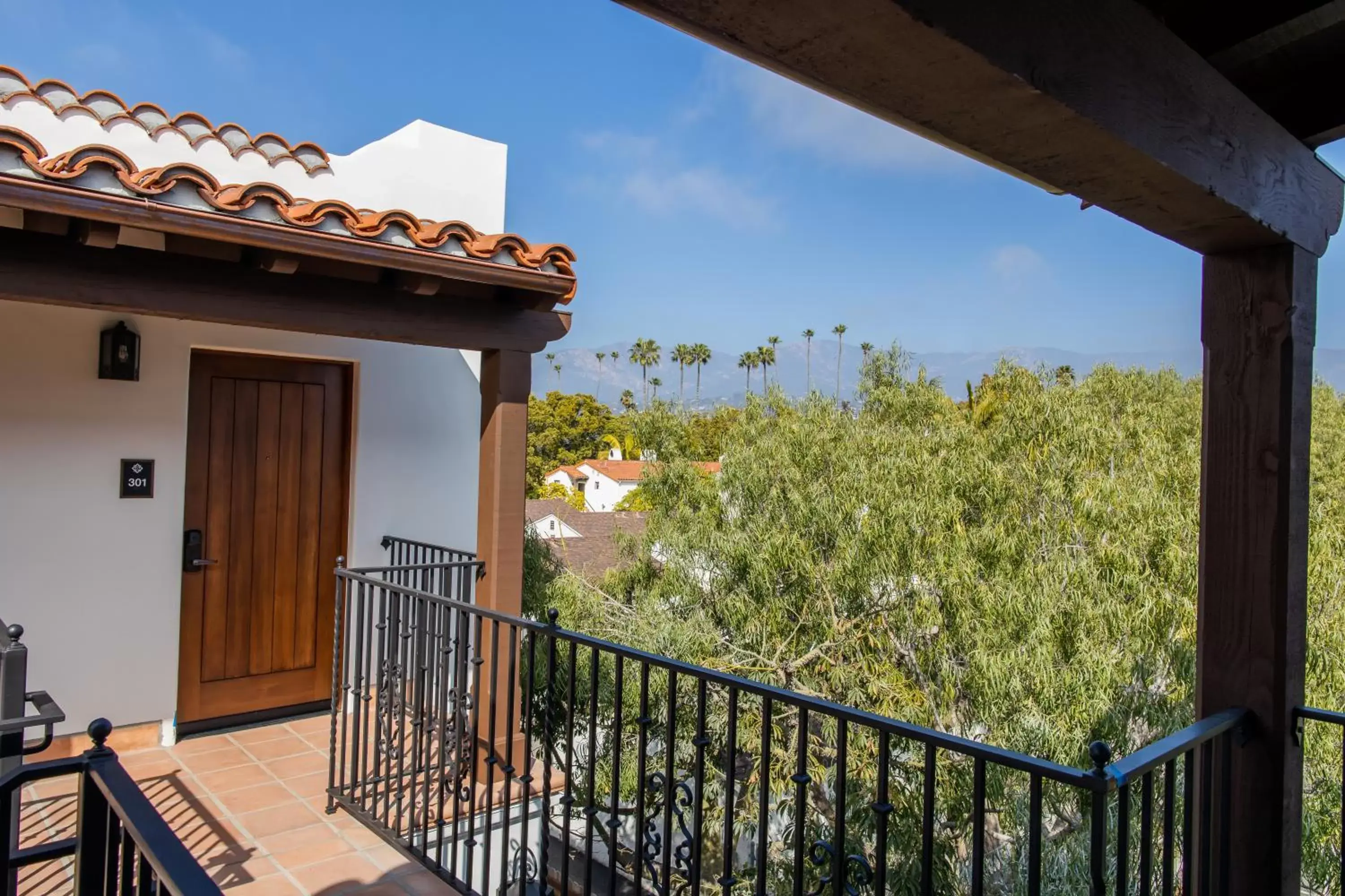Balcony/Terrace in La Playa Inn Santa Barbara