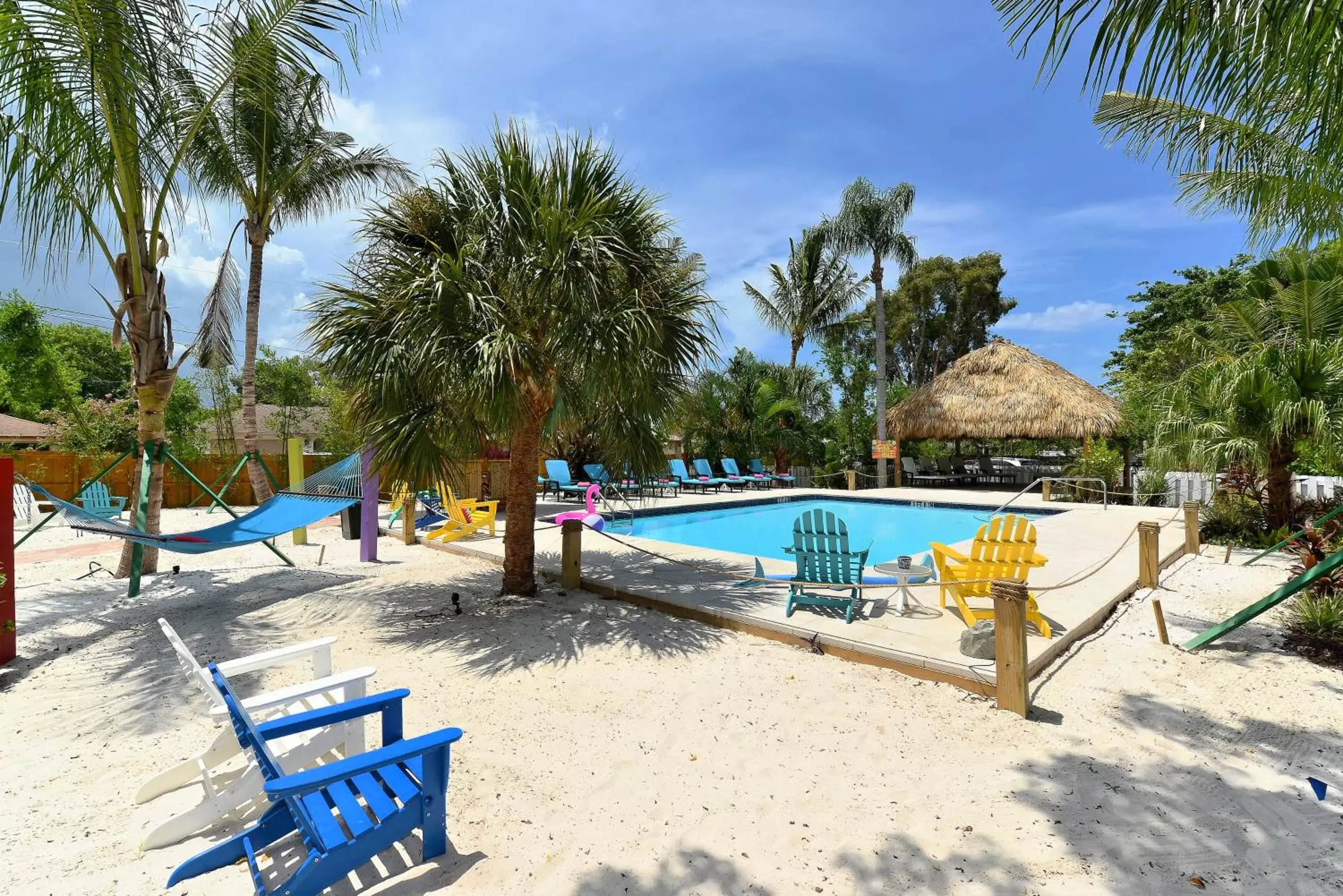 Swimming Pool in Siesta Key Palms Resort