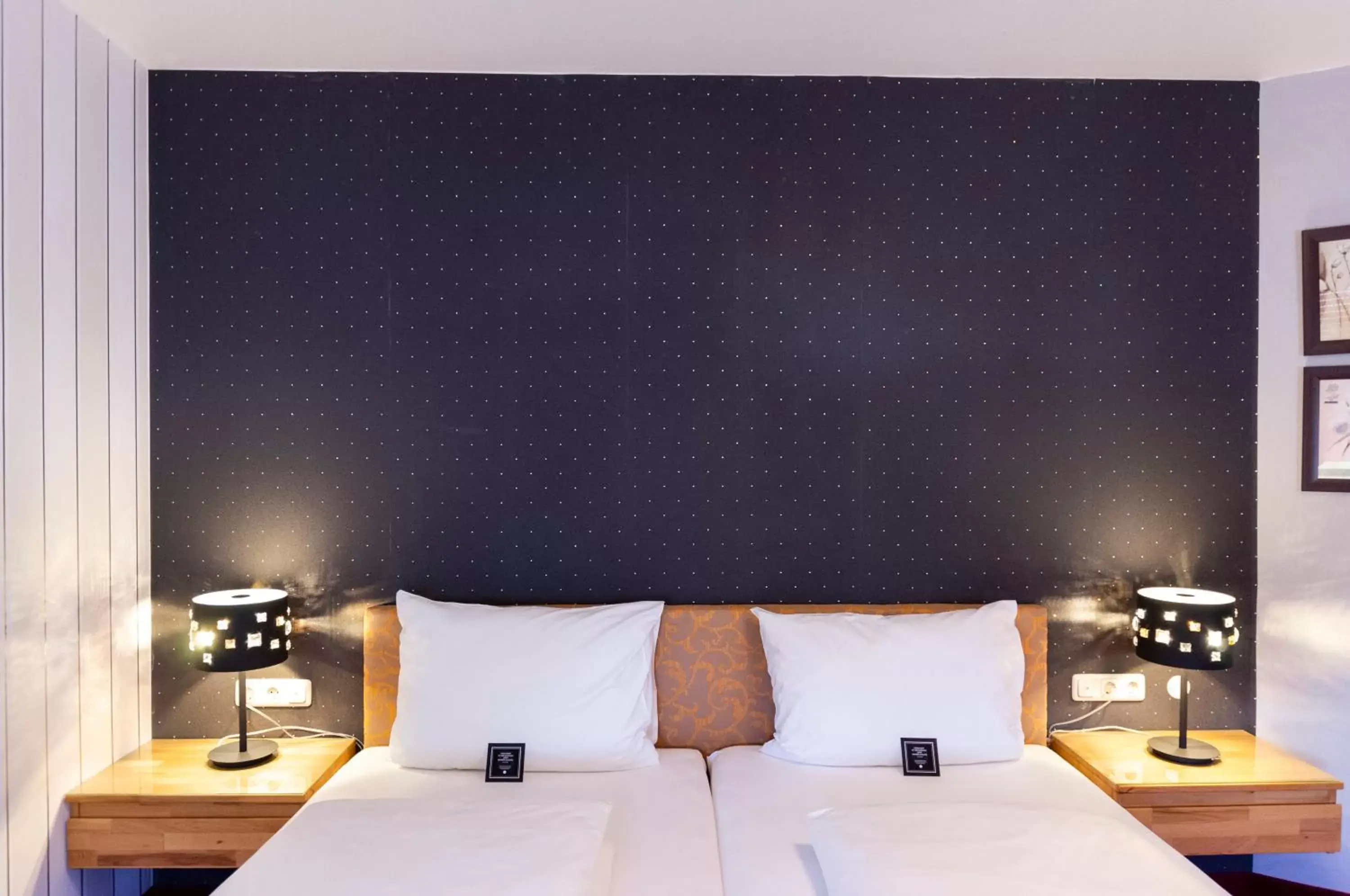 Photo of the whole room, Bed in Arthotel ANA Aura