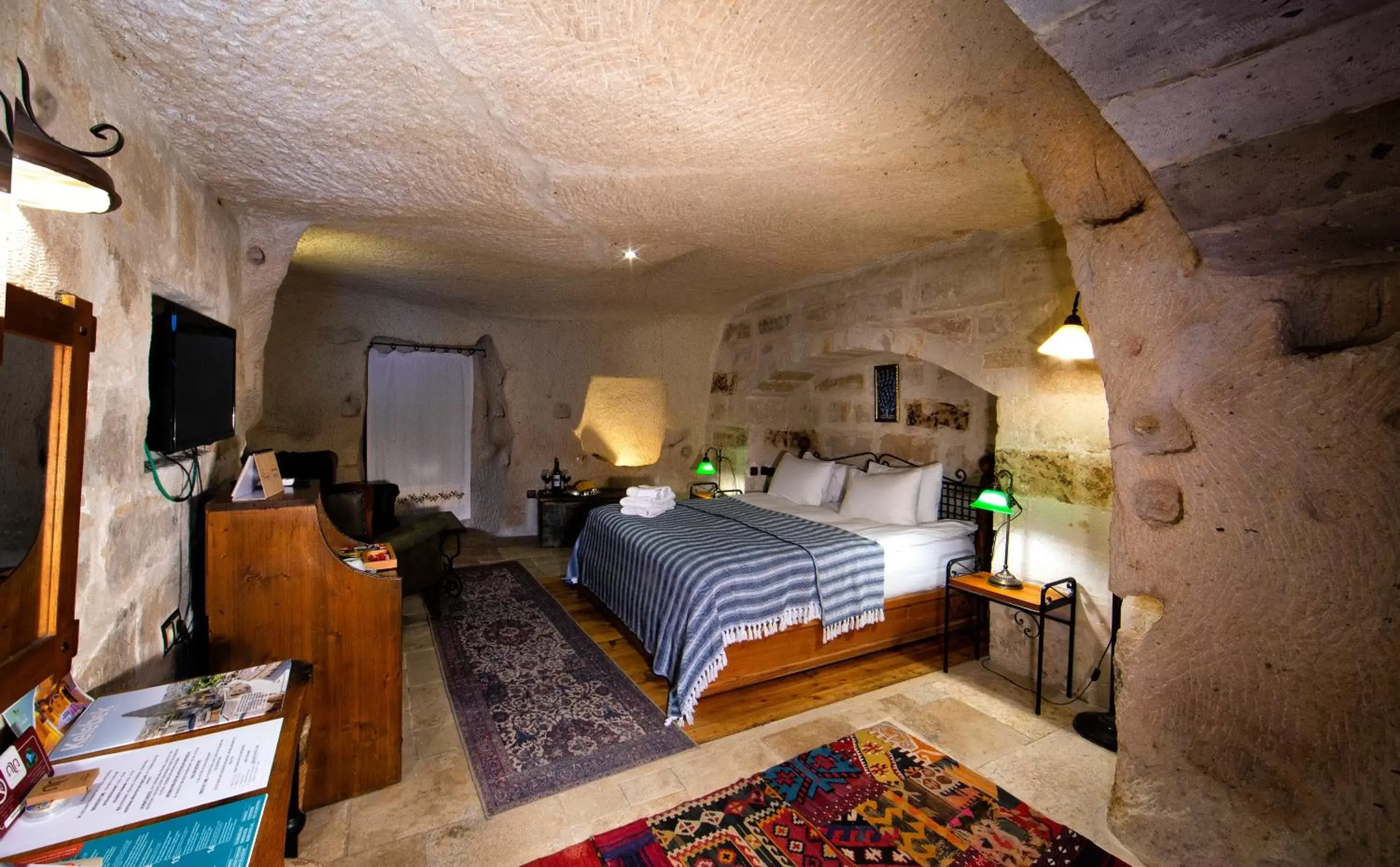 Photo of the whole room in Aza Cave Cappadocia