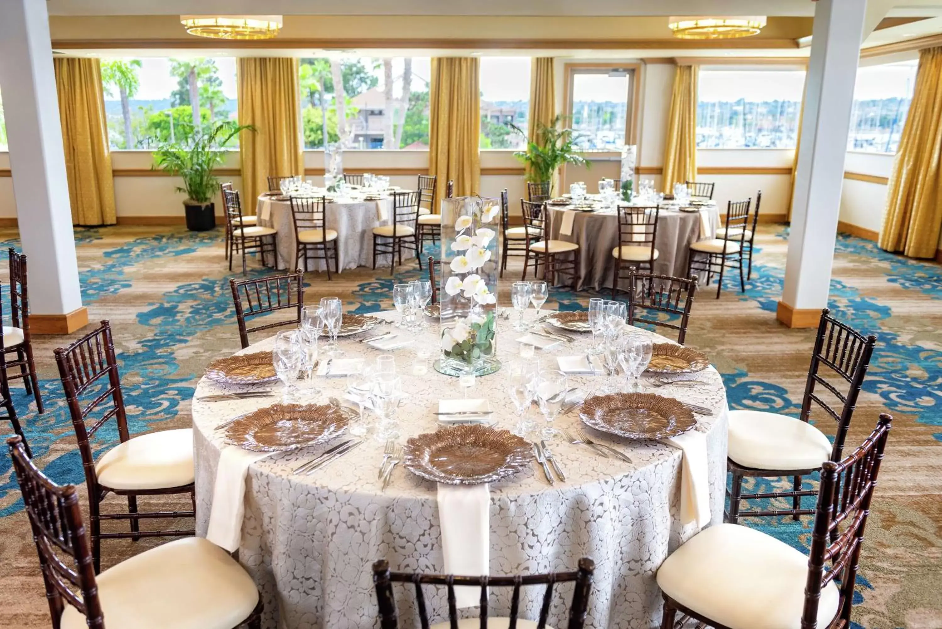 Dining area, Restaurant/Places to Eat in Hilton San Diego Airport/Harbor Island