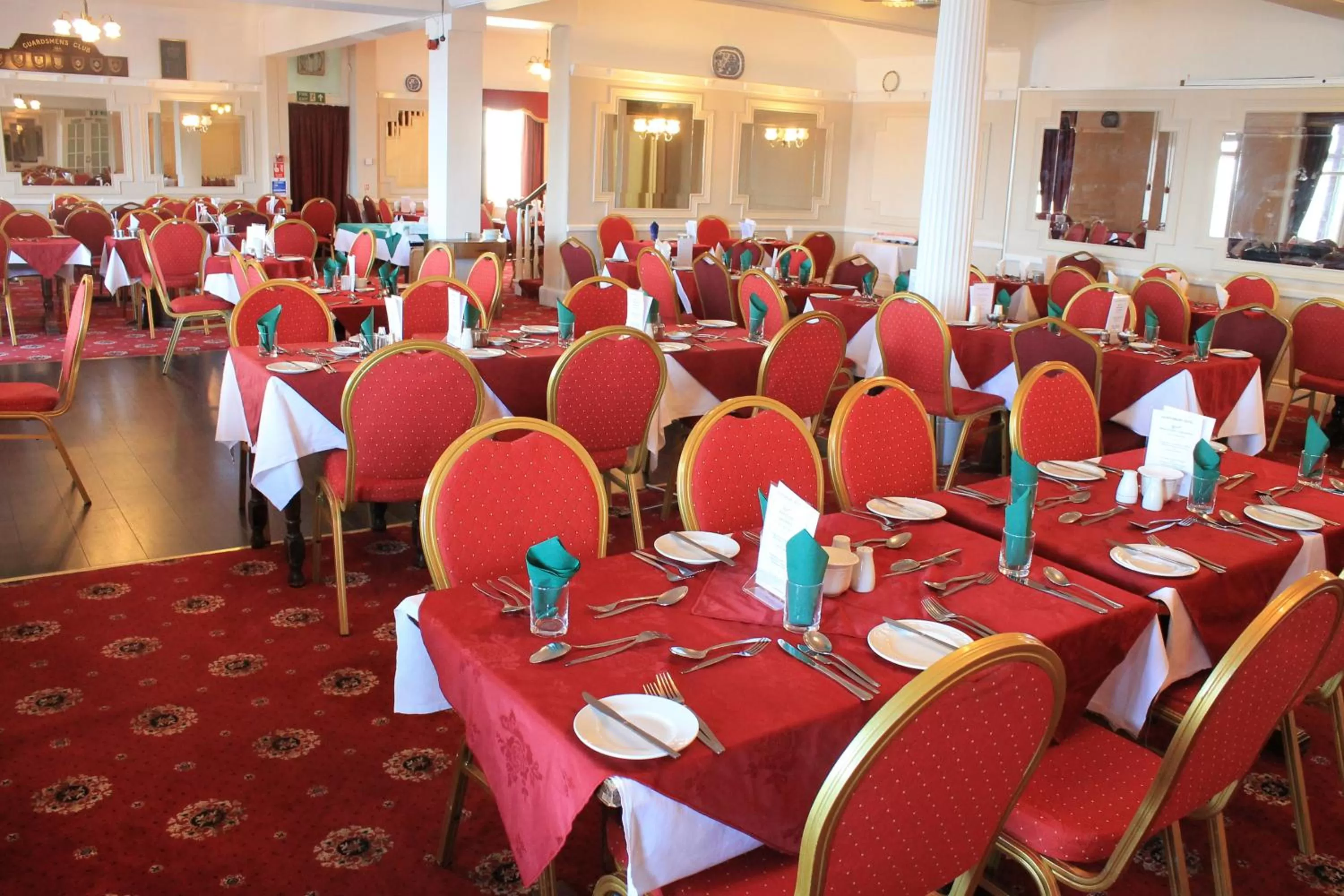 Restaurant/places to eat in Glastonbury Hotel