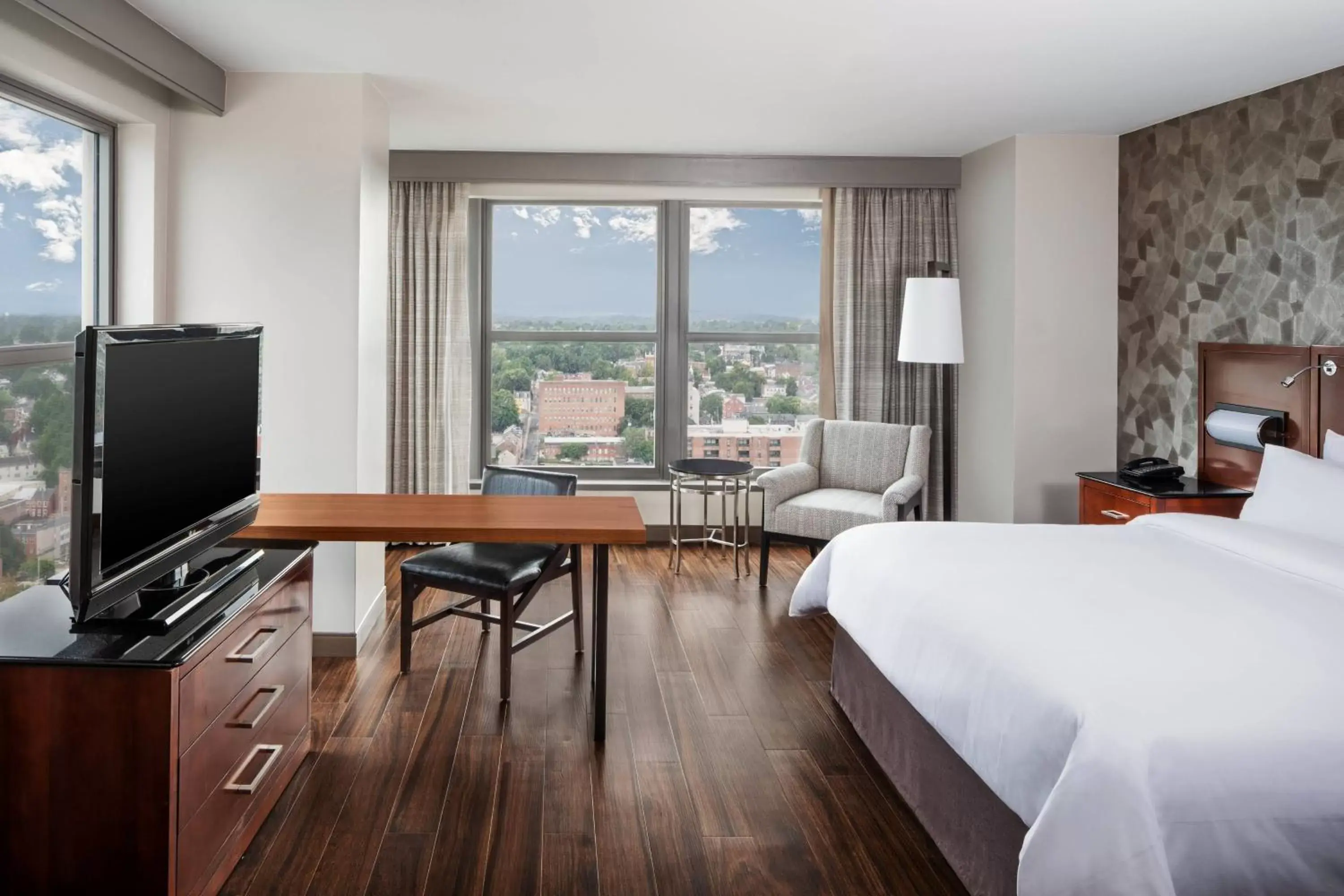 Photo of the whole room in Lancaster Marriott at Penn Square