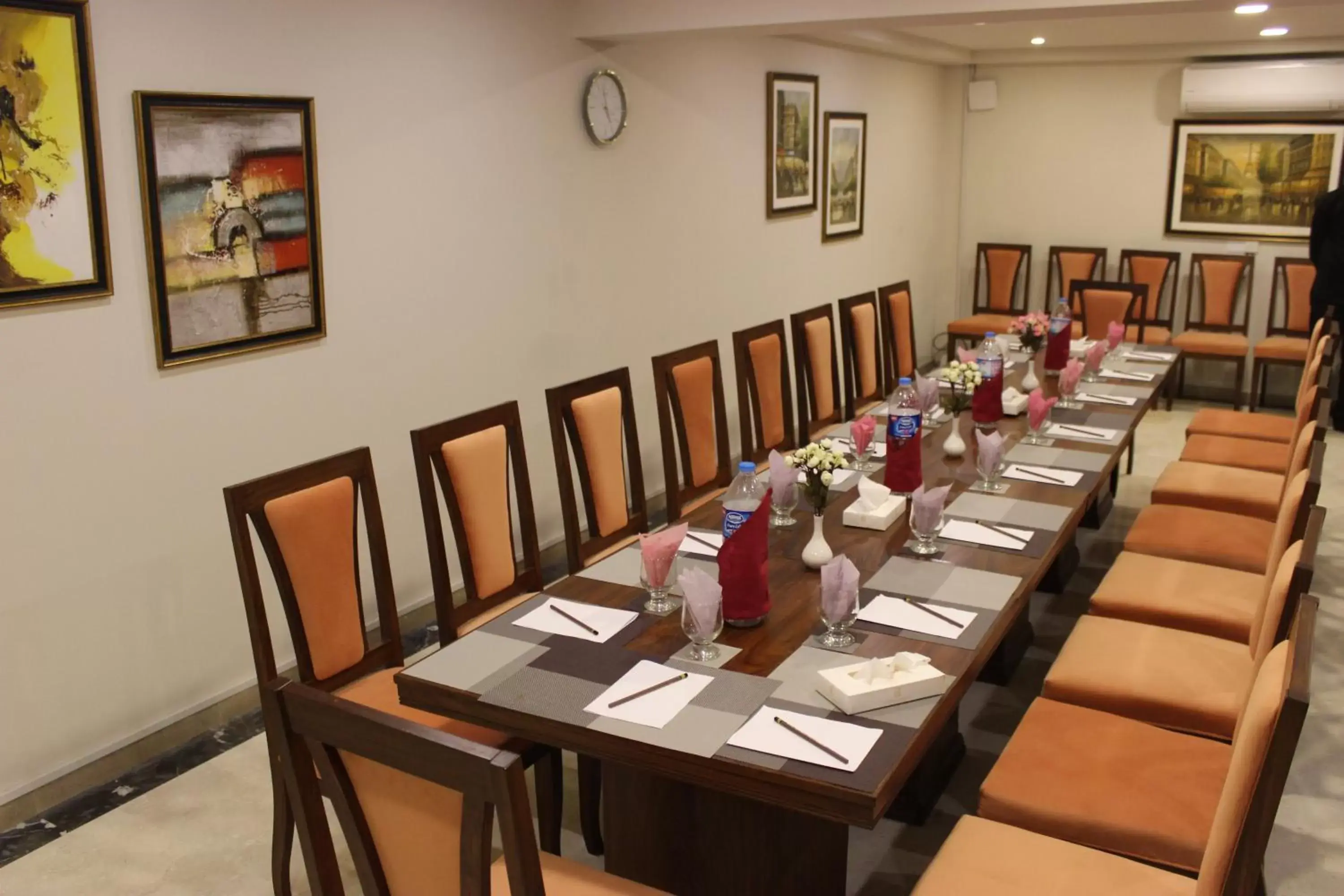 Restaurant/places to eat in S Chalet Islamabad Restaurant/places to eat in S Chalet Islamabad