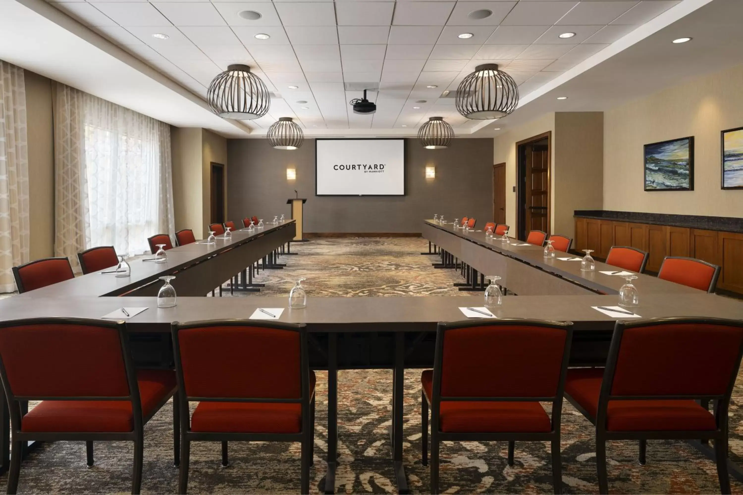 Meeting/conference room in Courtyard by Marriott Santa Barbara Goleta