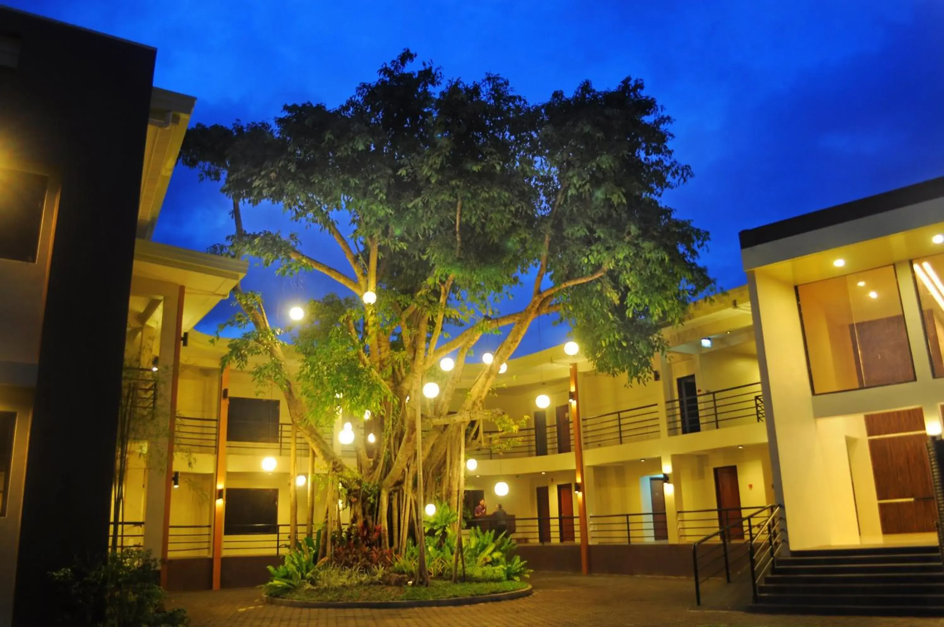 Garden view, Property Building in Ariana Hotel