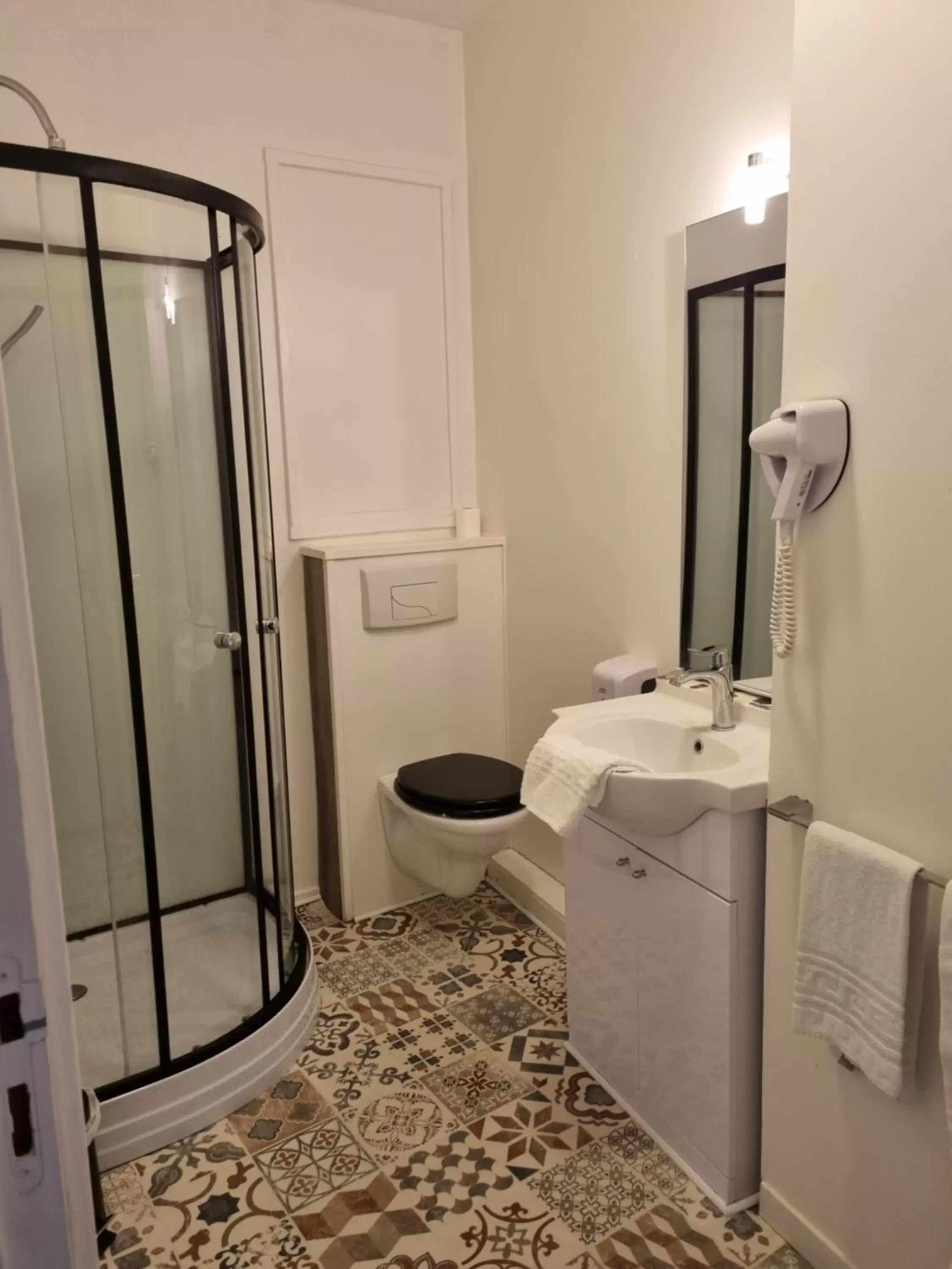 Bathroom in Hotel Café de la Gare