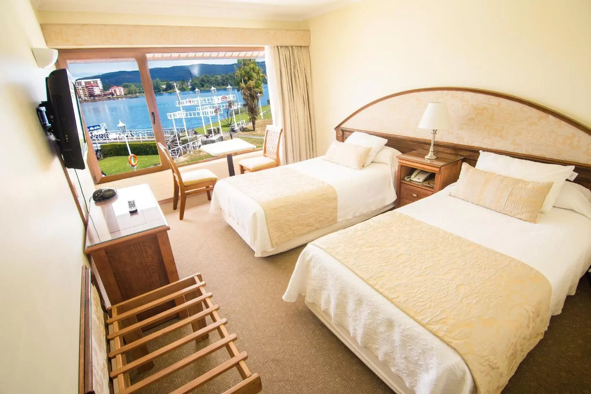 Queen Room with Two Queen Beds in Hotel Marina Villa del Rio Queen Room with Two Queen Beds in Hotel Marina Villa del Rio