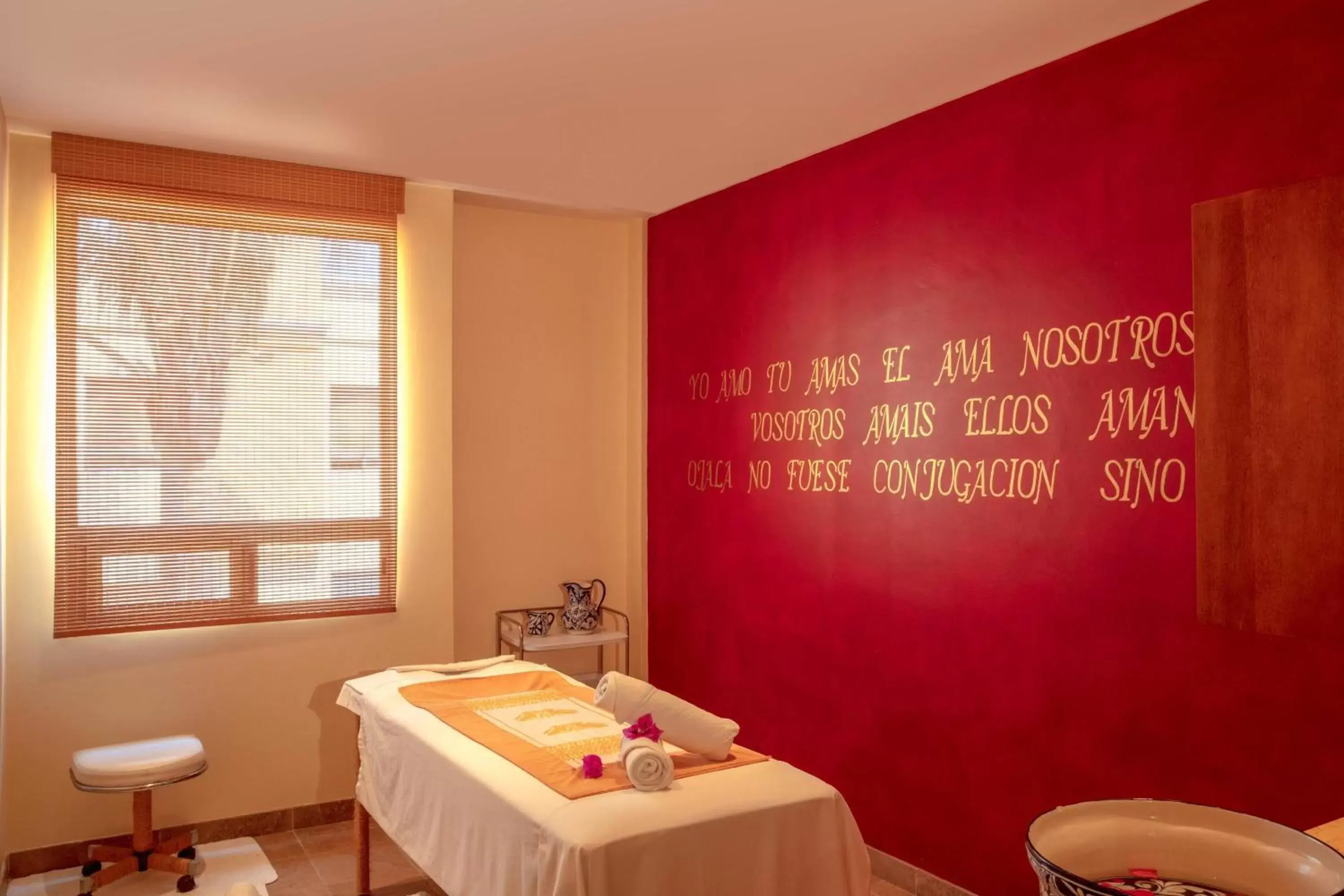 Spa and wellness centre/facilities, Bathroom in Ixtapan de la Sal Marriott Hotel & Spa