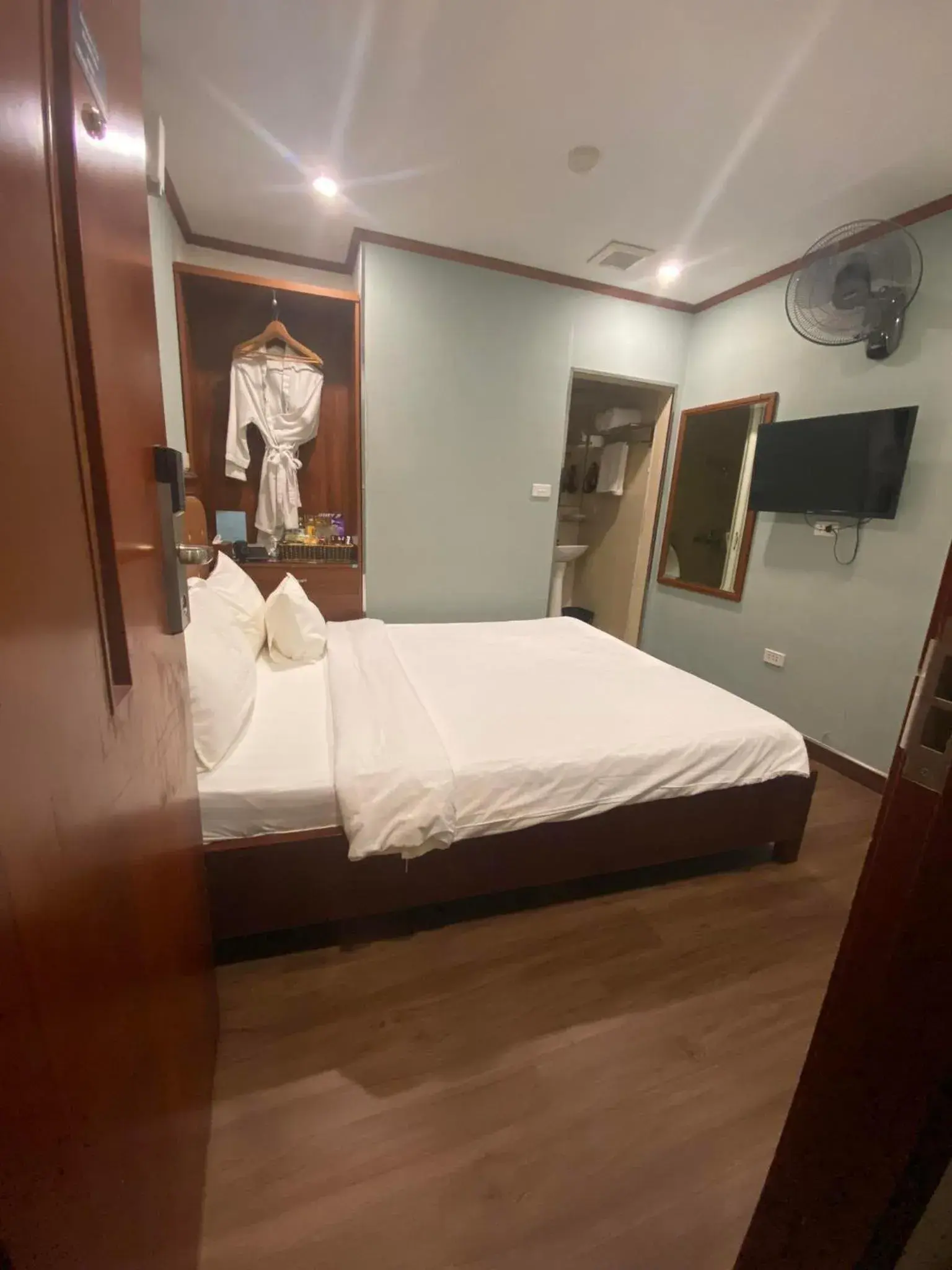 Bed in A25 Hotel - 221 Bạch Mai