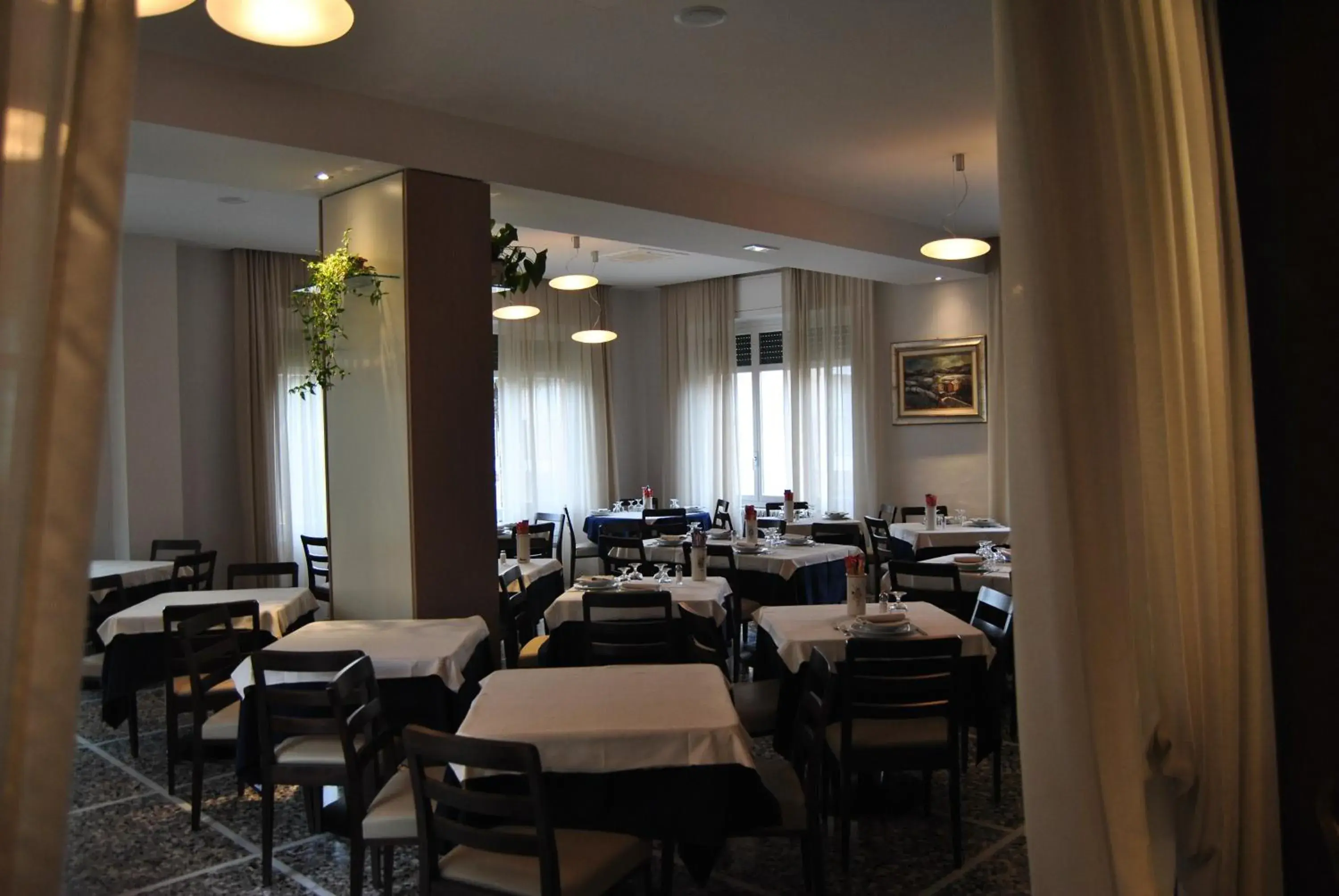 Restaurant/Places to Eat in Hotel Villa Mon Toc