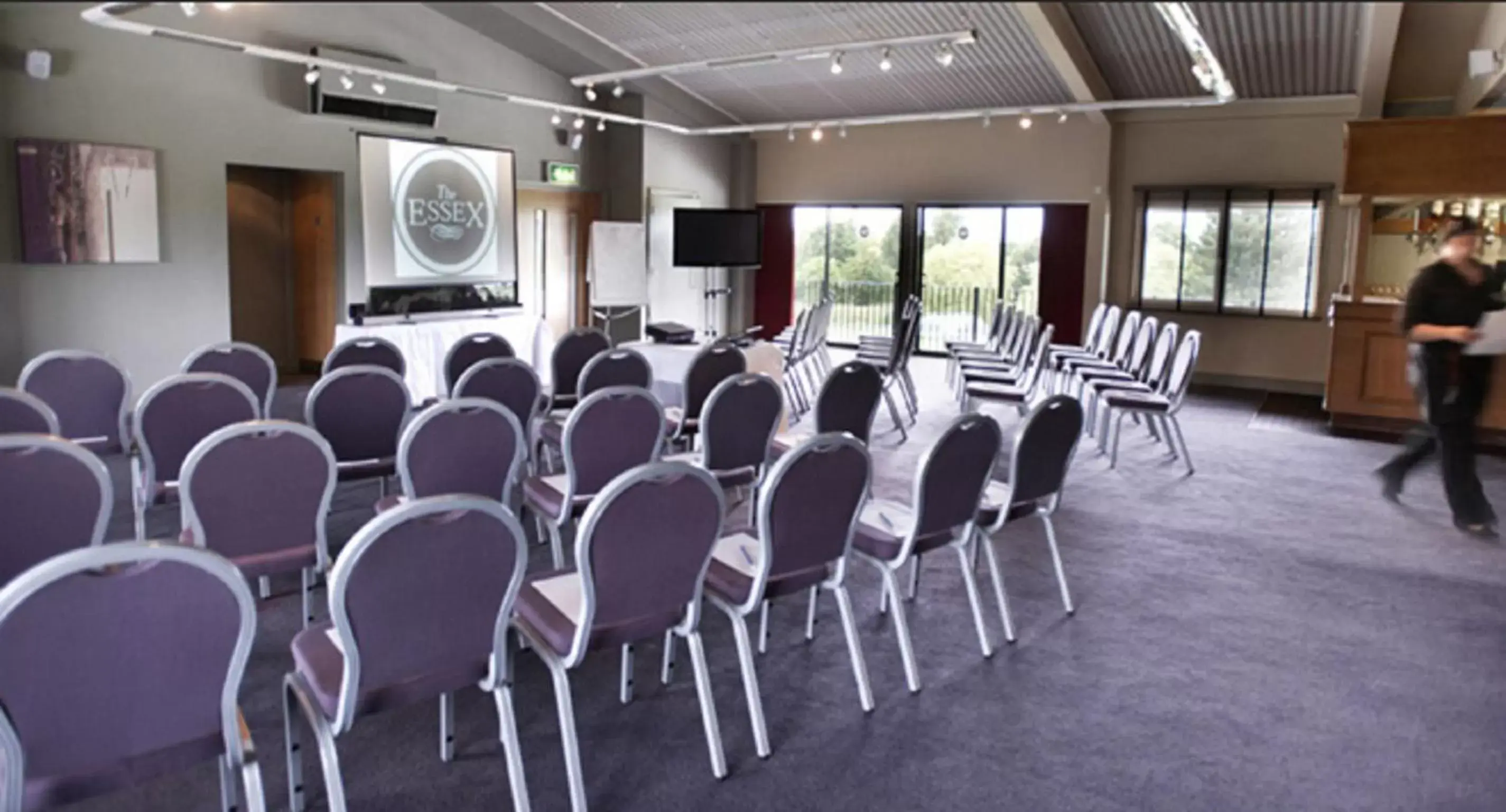 Business facilities in The Essex Golf & Country Club Hotel