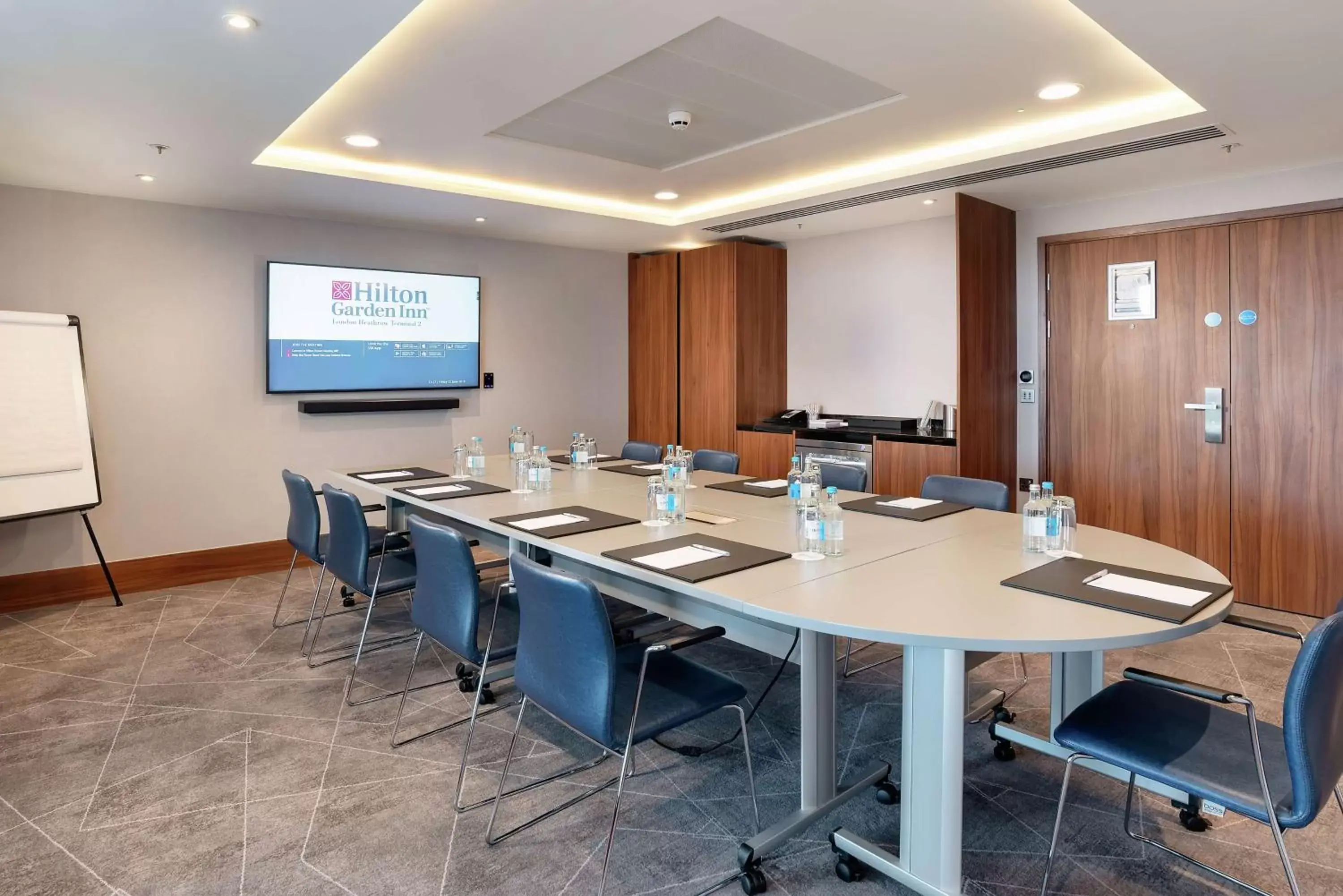 Meeting/conference room in Hilton Garden Inn London Heathrow Terminal 2 and 3