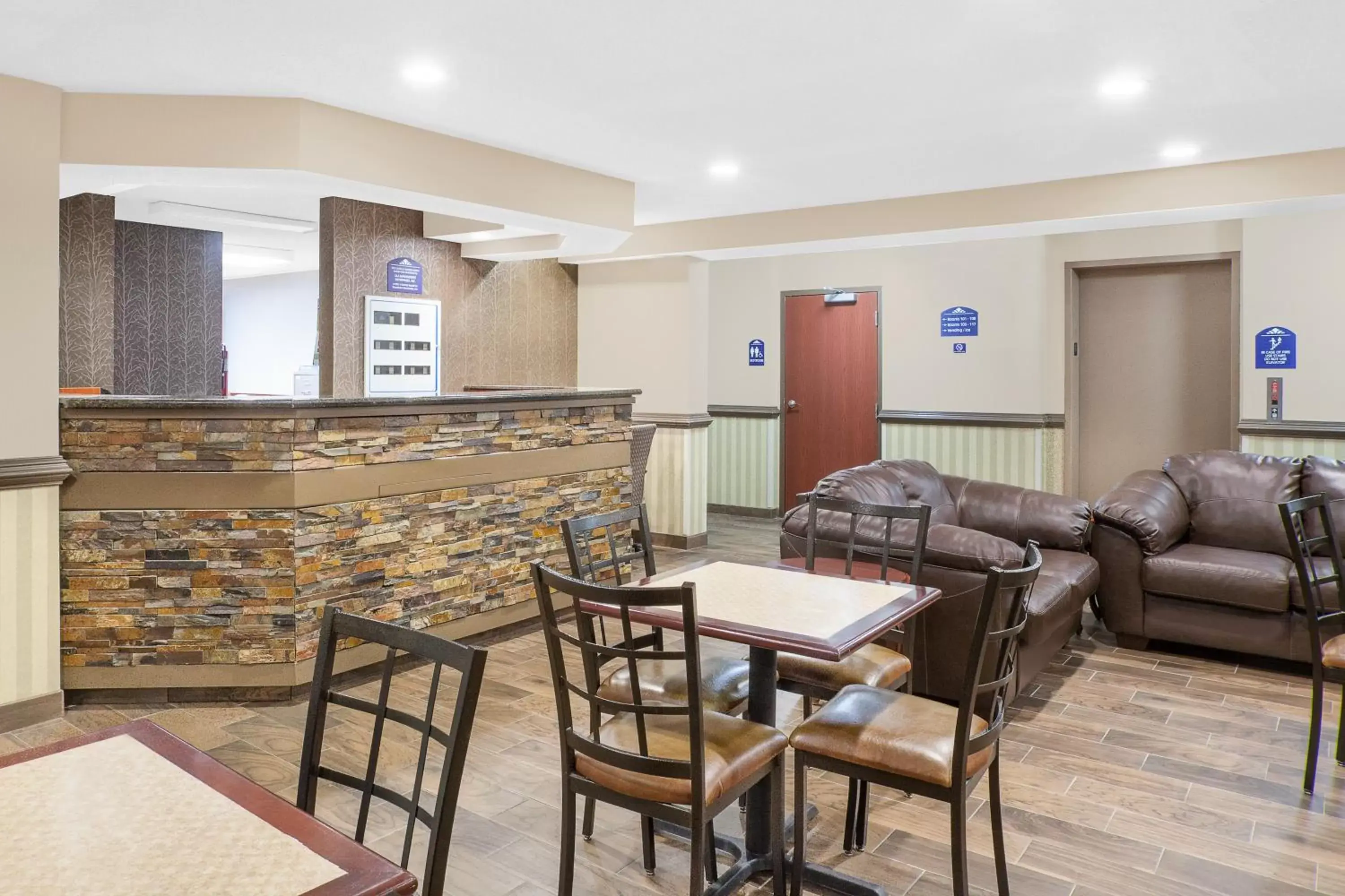 Lobby or reception, Lobby/Reception in Microtel Inn and Suites - Salisbury