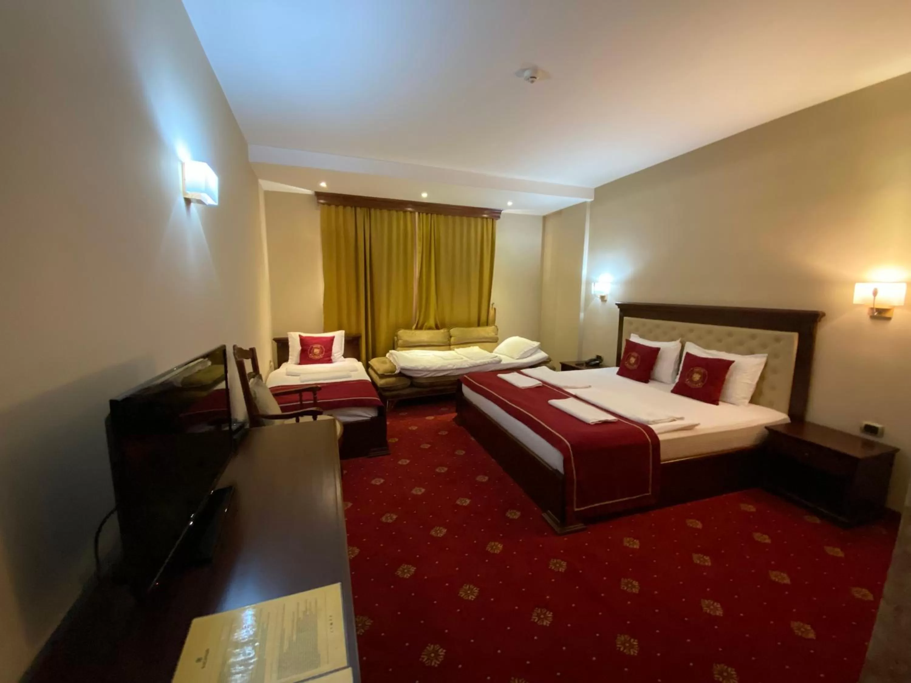 Bed in Hotel Kacinari