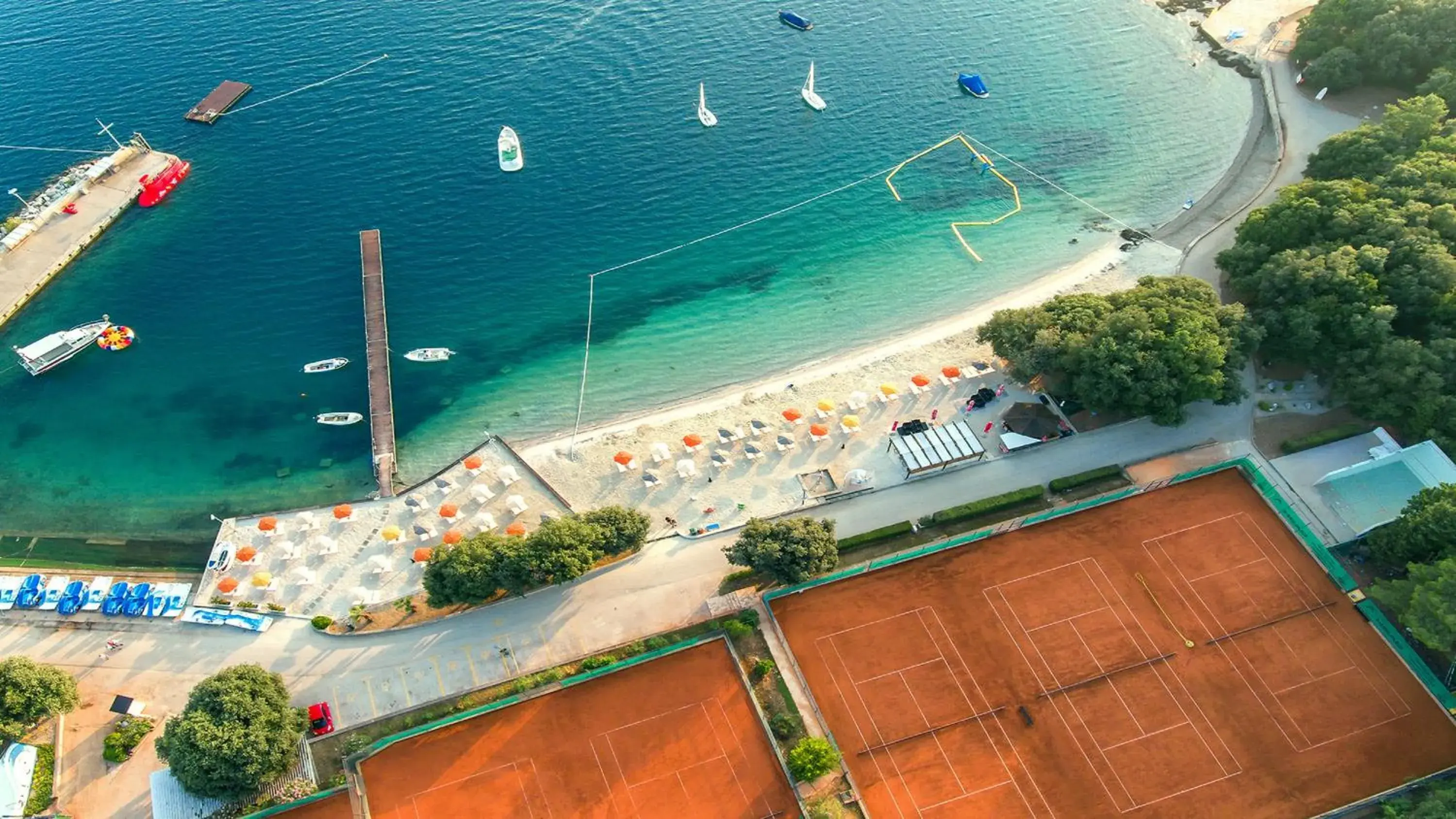 Bird's eye view, Bird's-eye View in Valamar Tamaris Resort