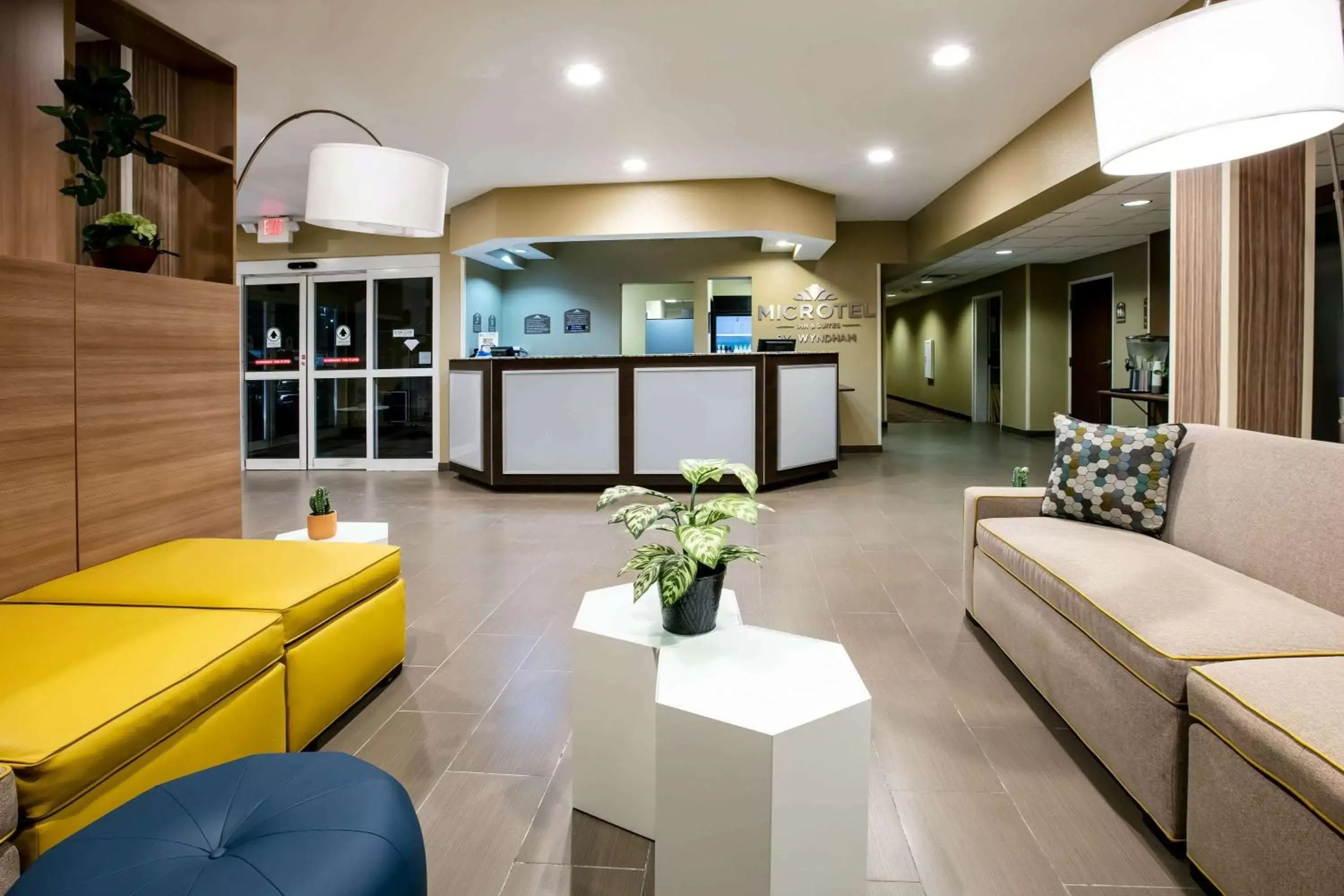 Lobby or reception, Lobby/Reception in Microtel Inn and Suites Pecos