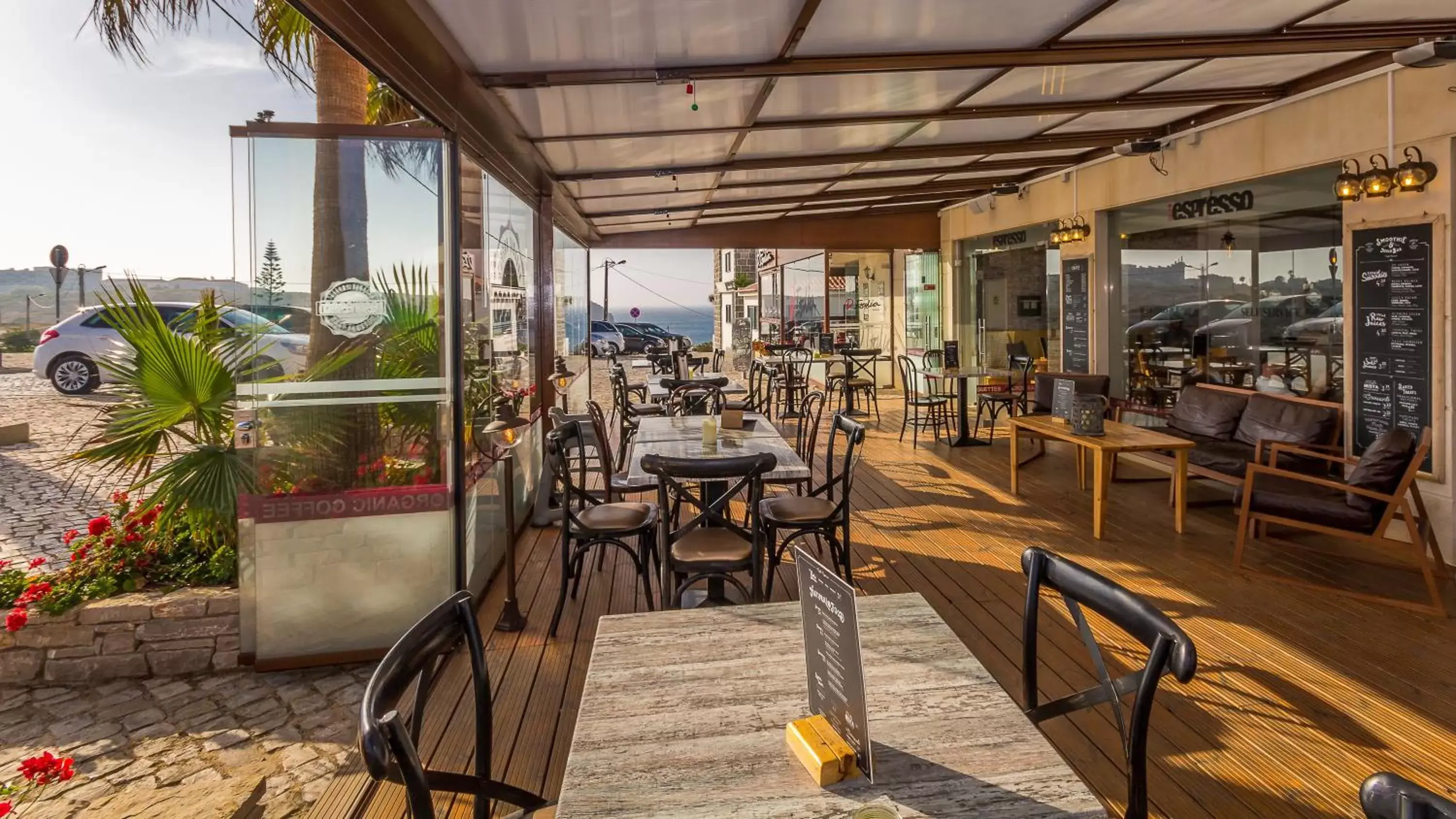 Patio, Restaurant/Places to Eat in Mareta Beach - Boutique Bed & Breakfast
