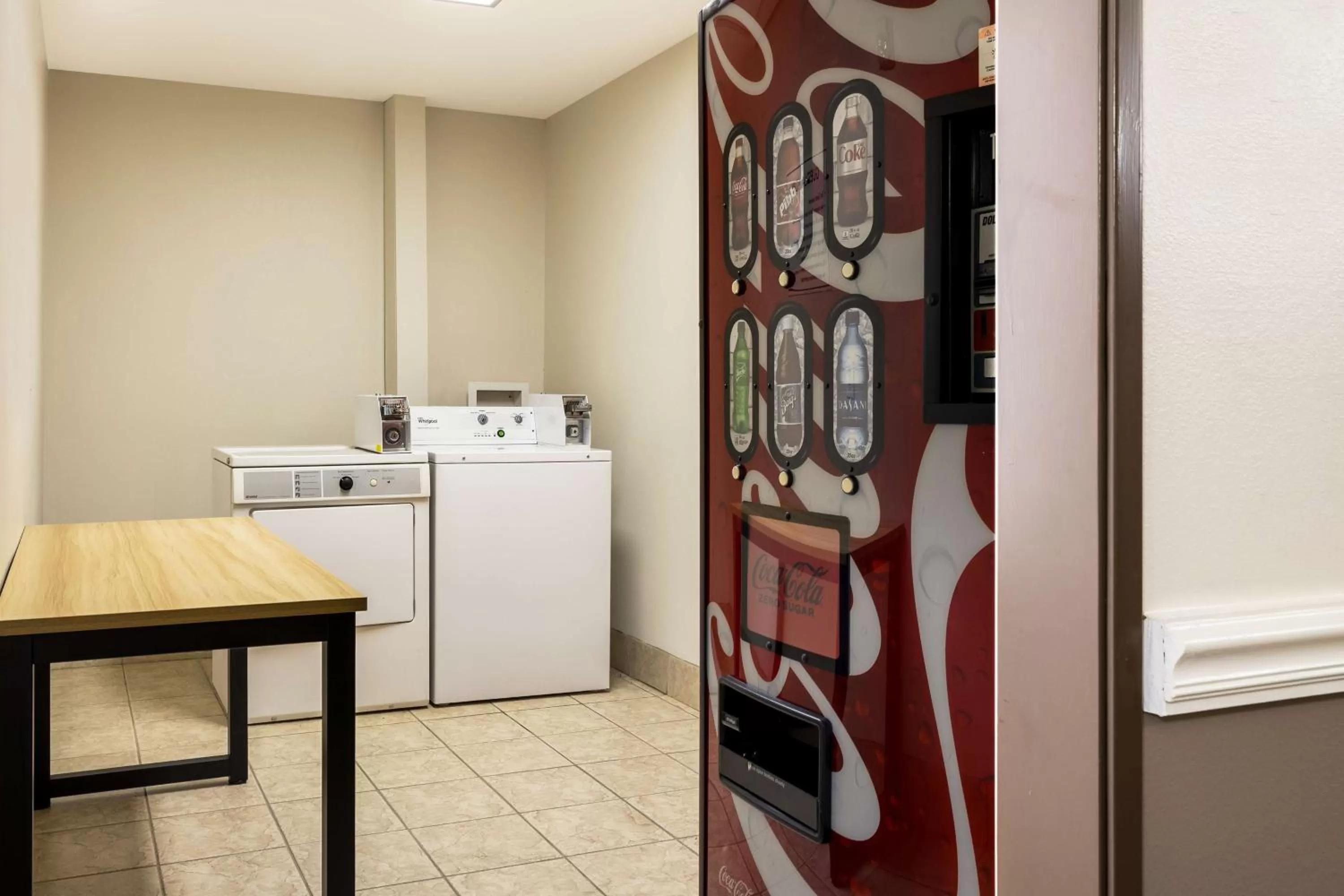 Property building in Best Western Morgan City Inn